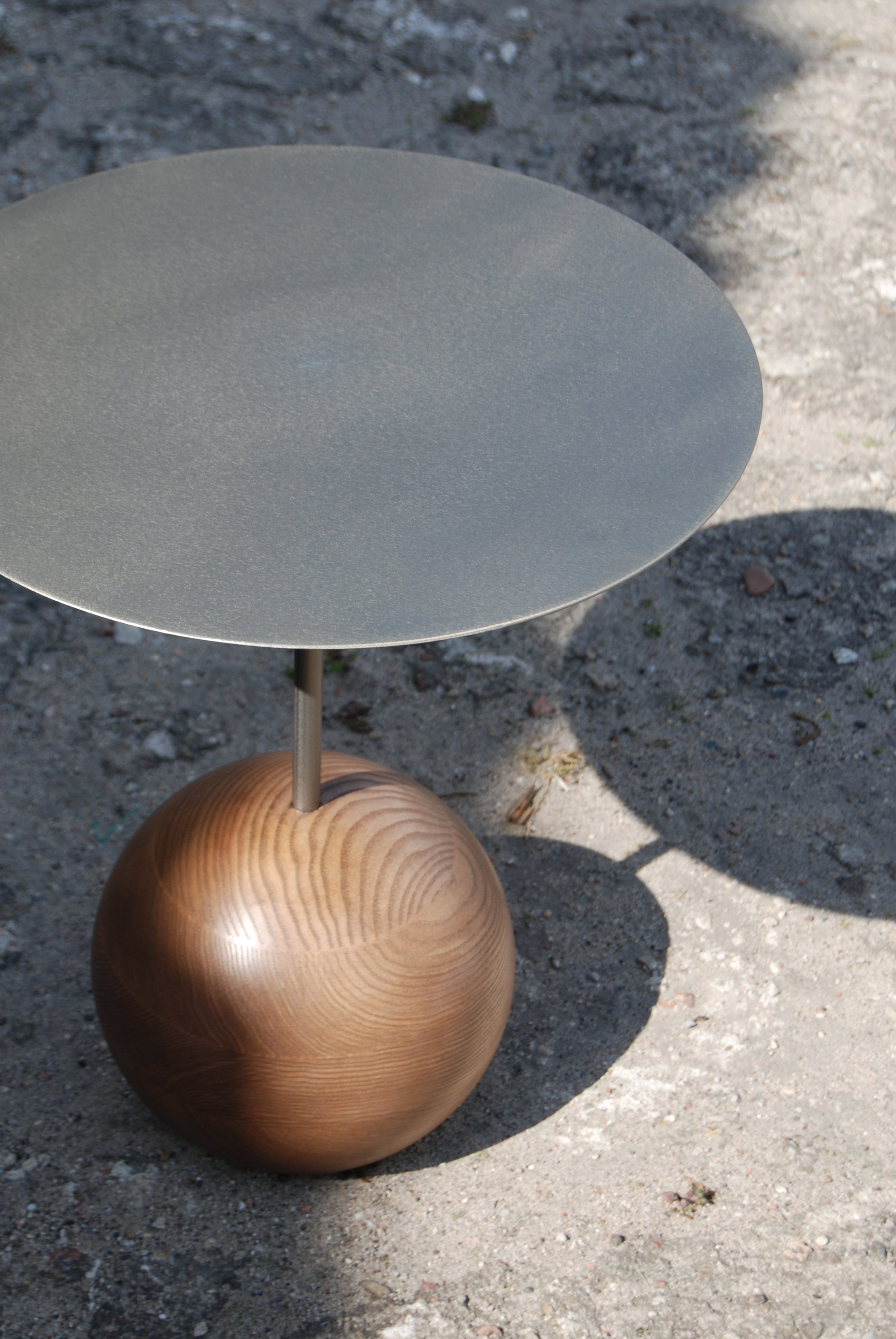 AN SU Coffee Table Wood and Steel