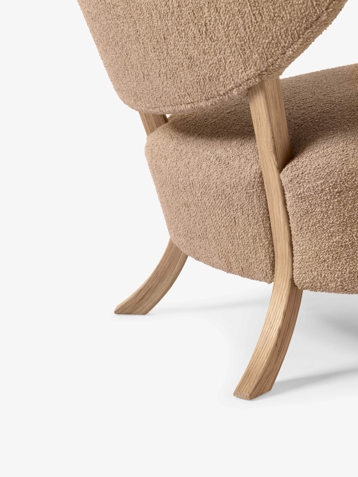 Upholstered WULFF ATD2 Armchair with Oak Base