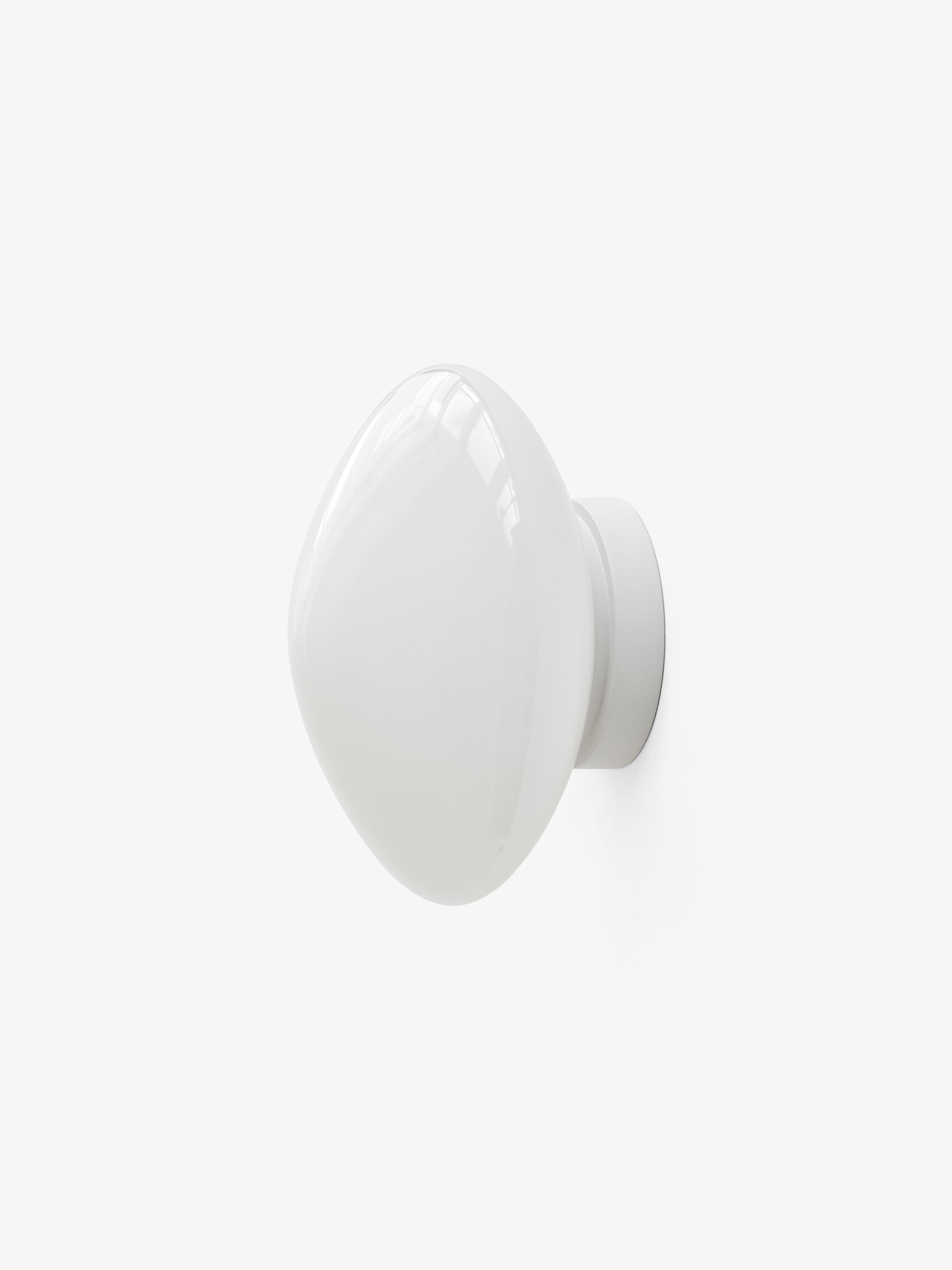 MIST AP22 wall sconce in white