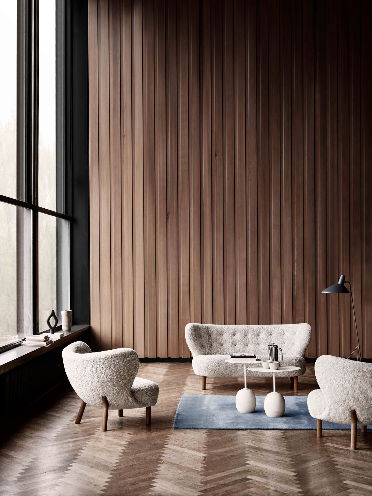 2-Seater Sofa LITTLE PETRA VB2 upholstered with oak base