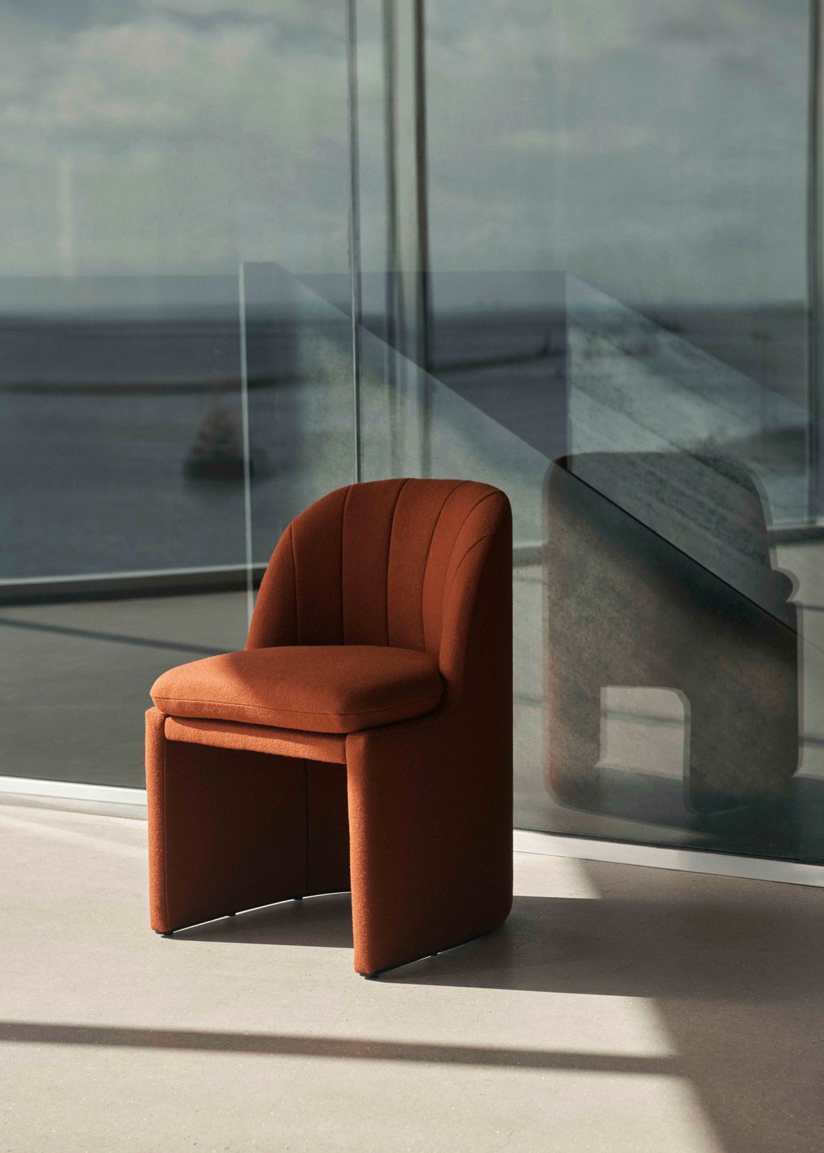 LOAFER SC106 upholstered chair