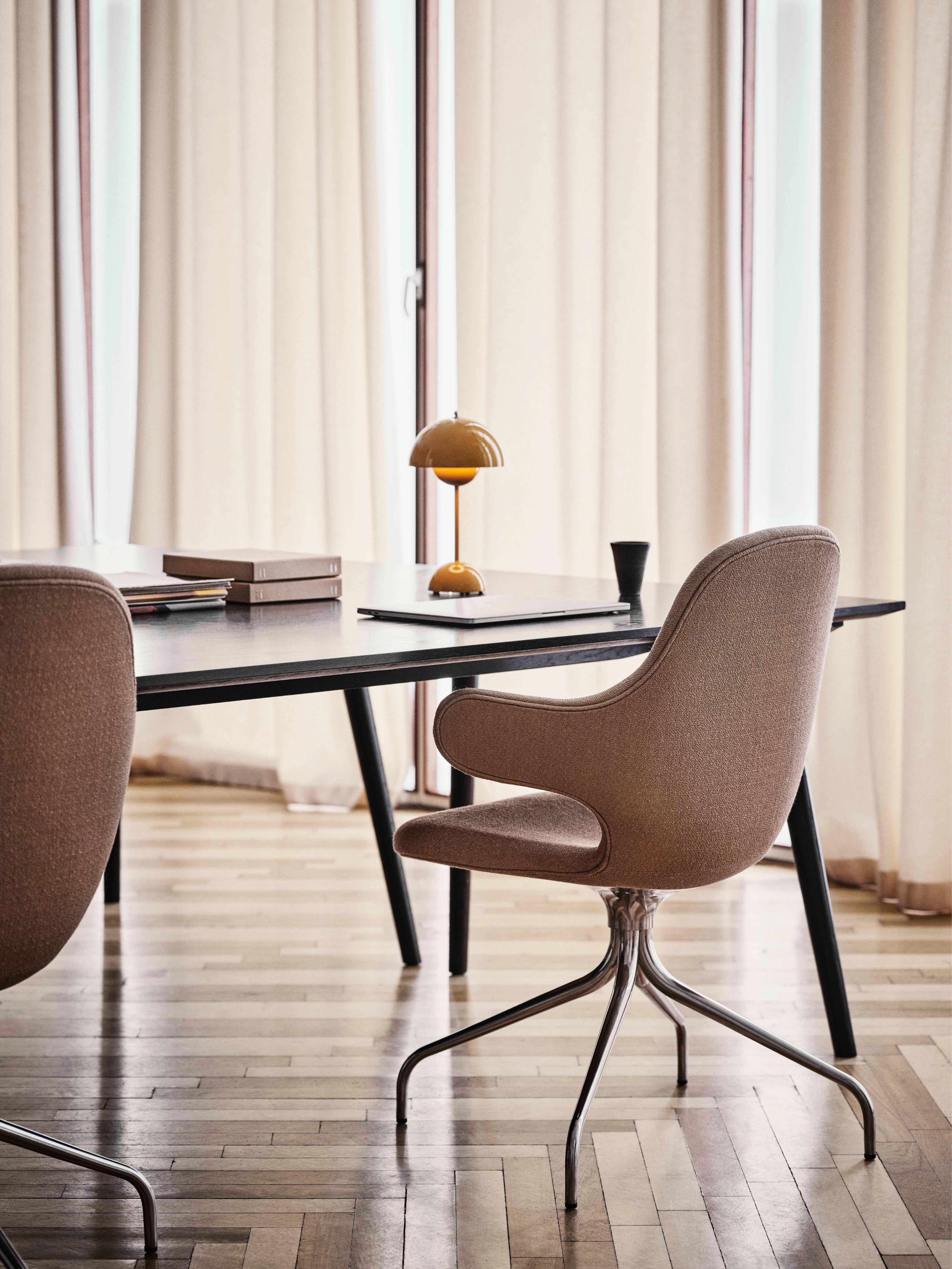 IN BETWEEN Table lacquered oak