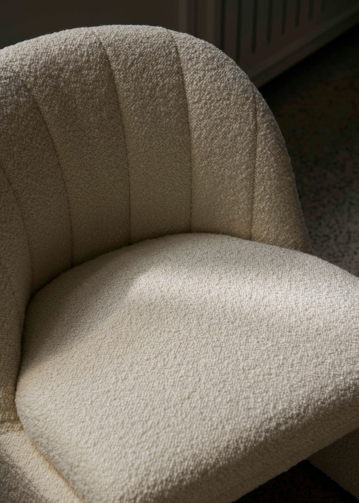 LOAFER SC107 upholstered armchair