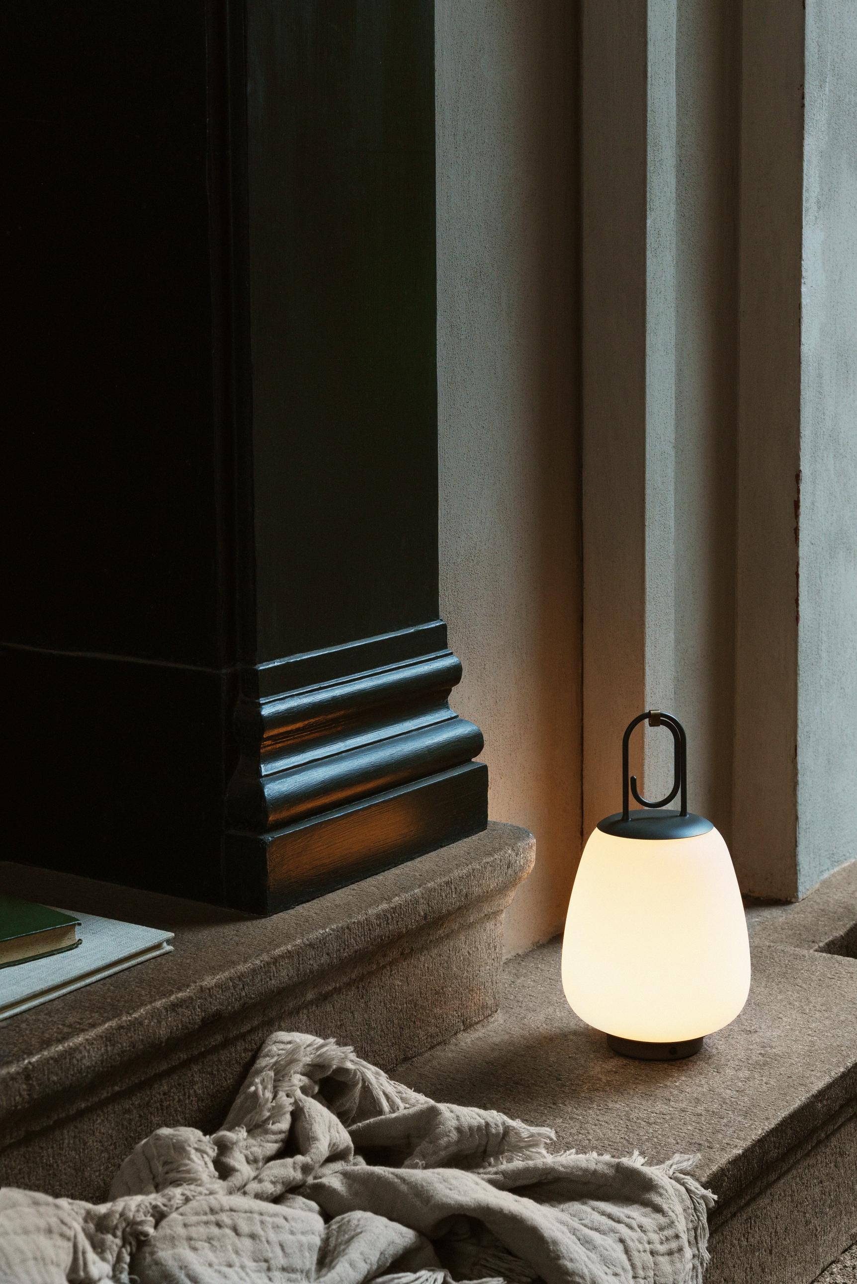 Portable outdoor lamp LUCCA SC51 white with black finish