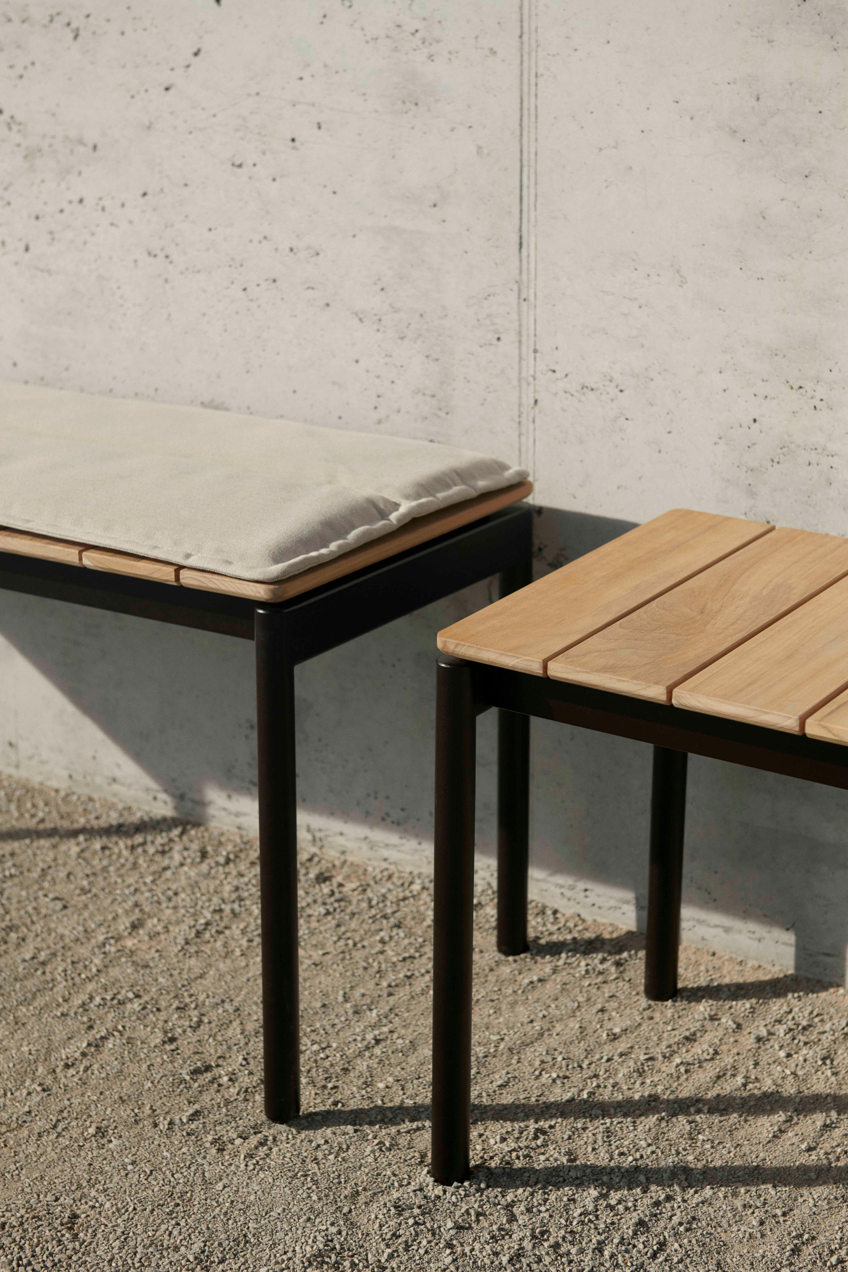 Outdoor bench VILLE teak wood with black base