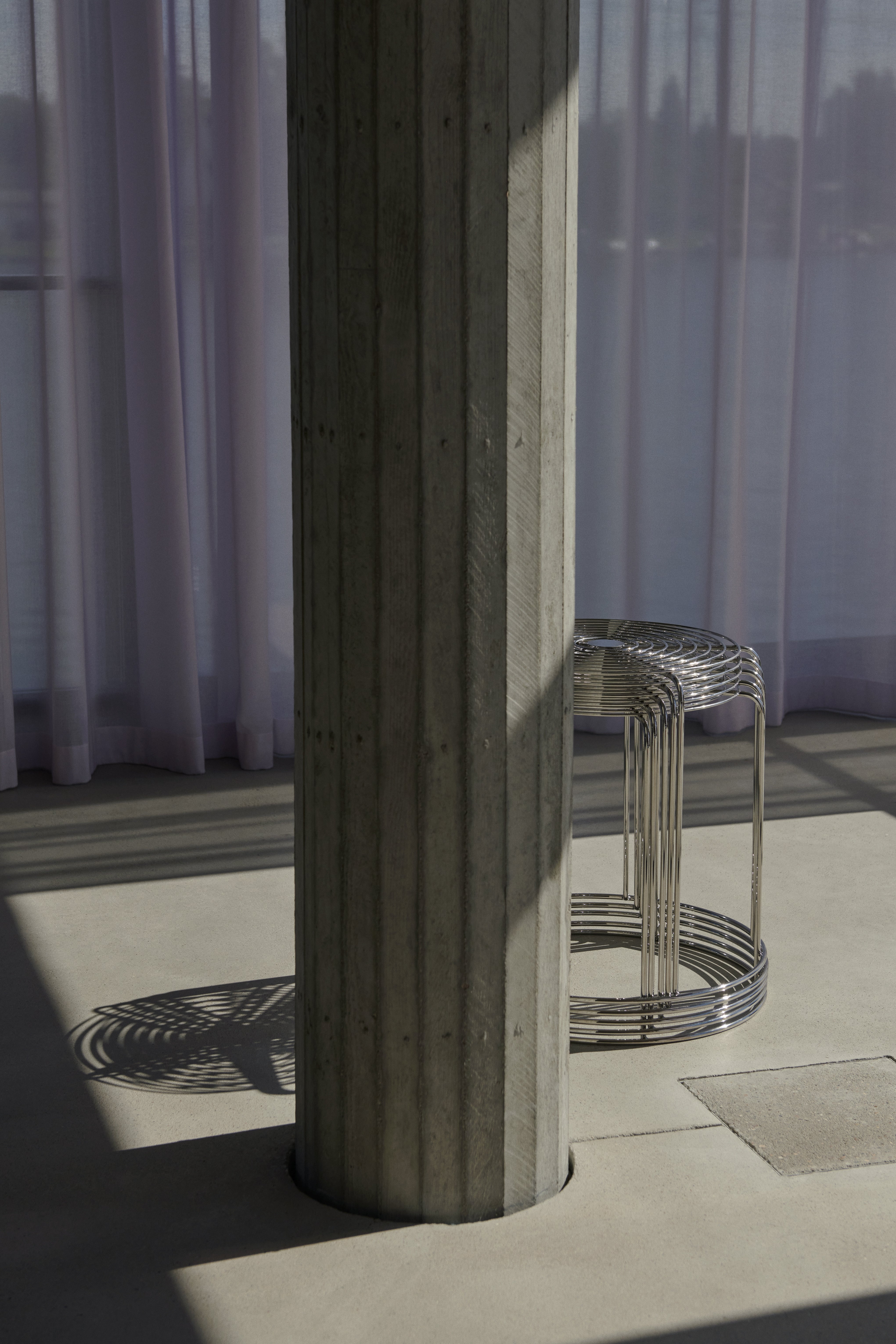WIRE VP11 Stool polished steel