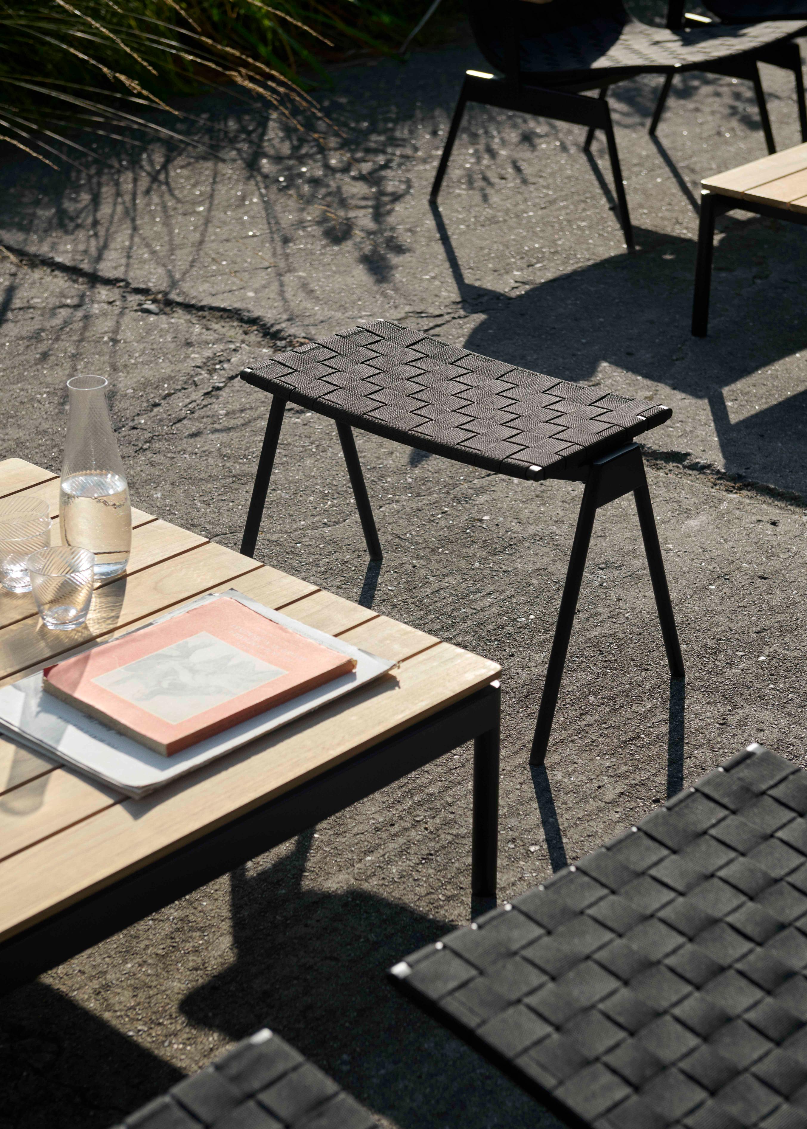 Outdoor footrest VILLE AV46 black