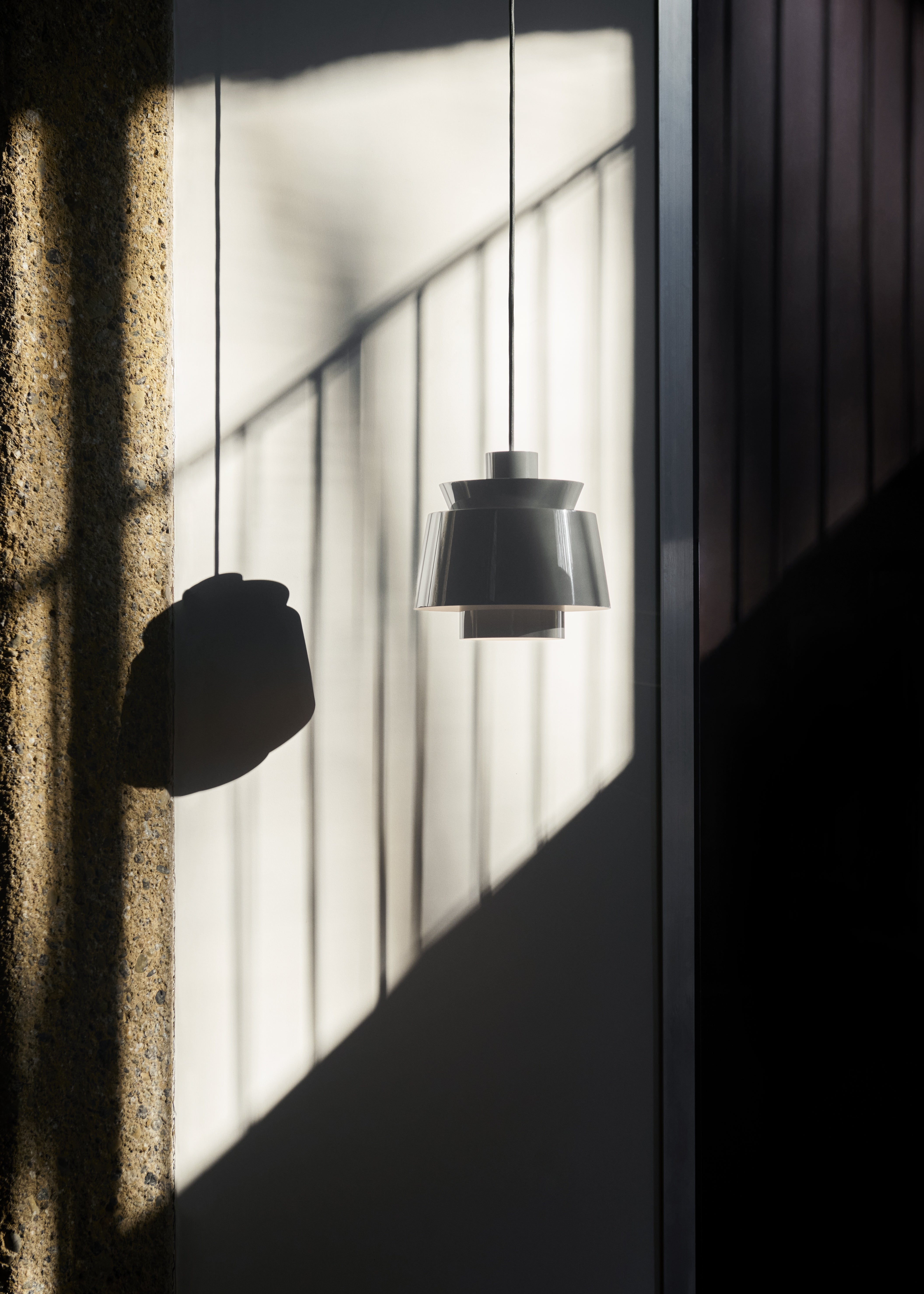 UTZON JU1 pendant lamp in graphite