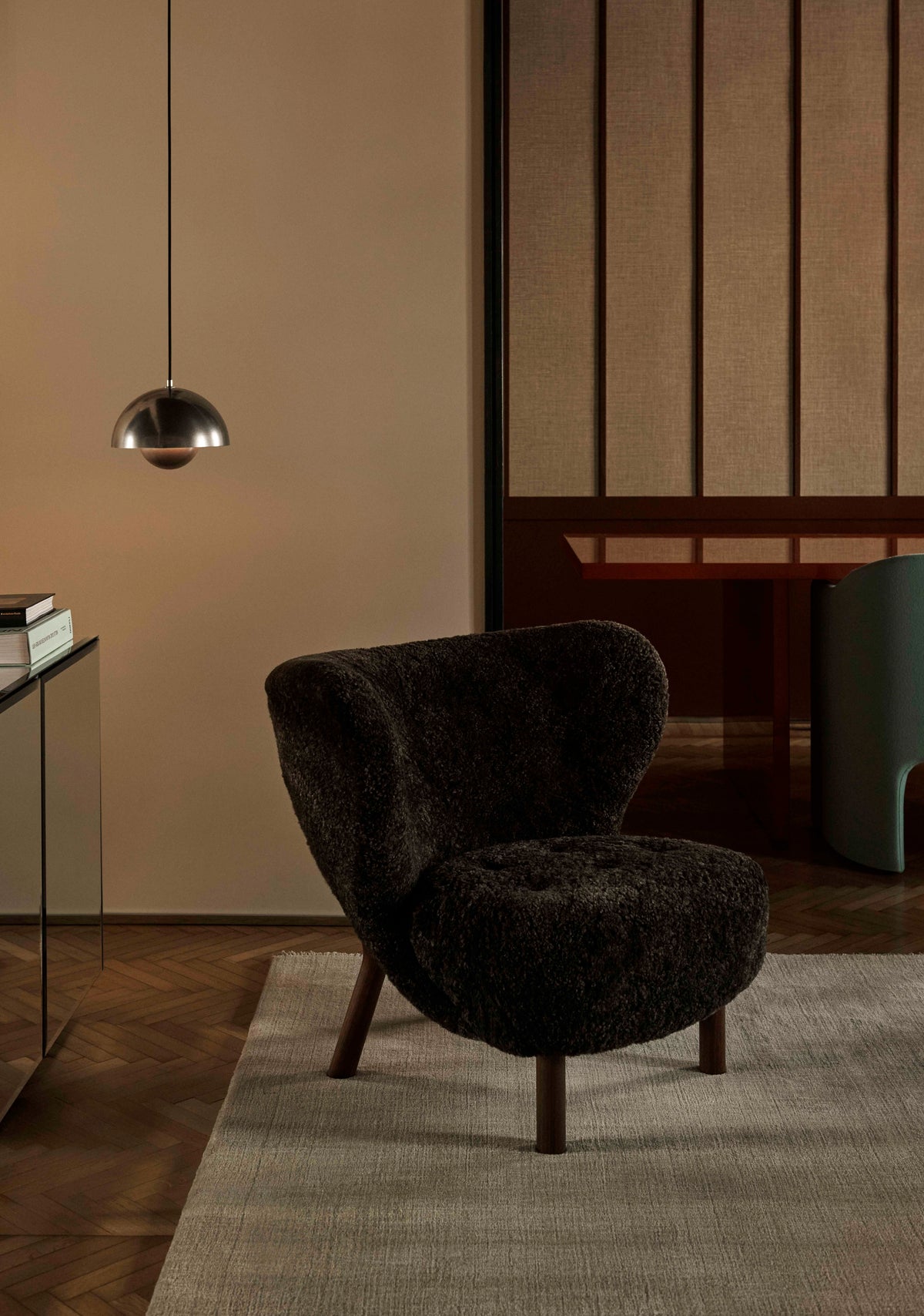 Upholstered Armchair LOAFER SC24