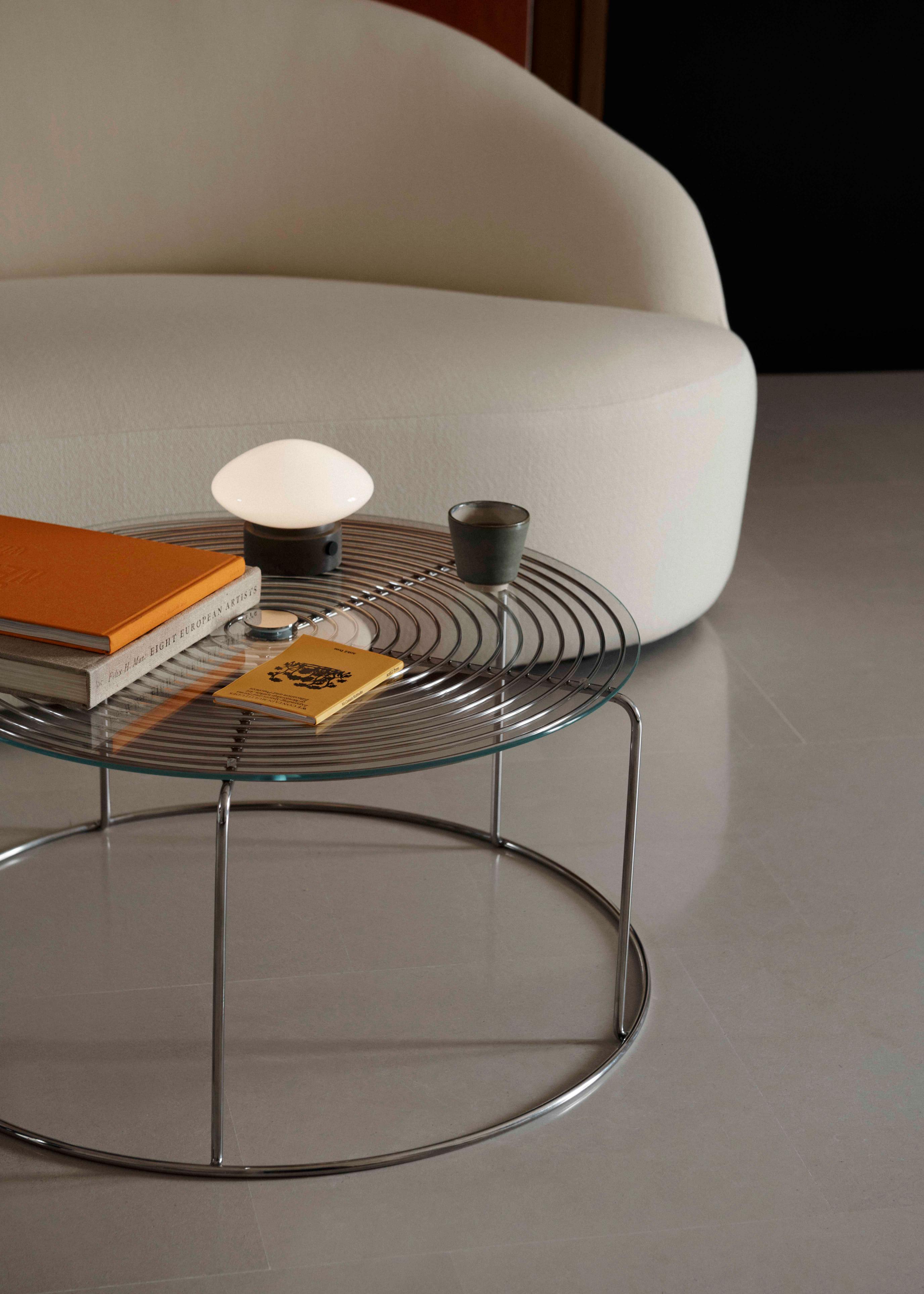 Coffee table WIRE VP17 with glass top and polished steel base