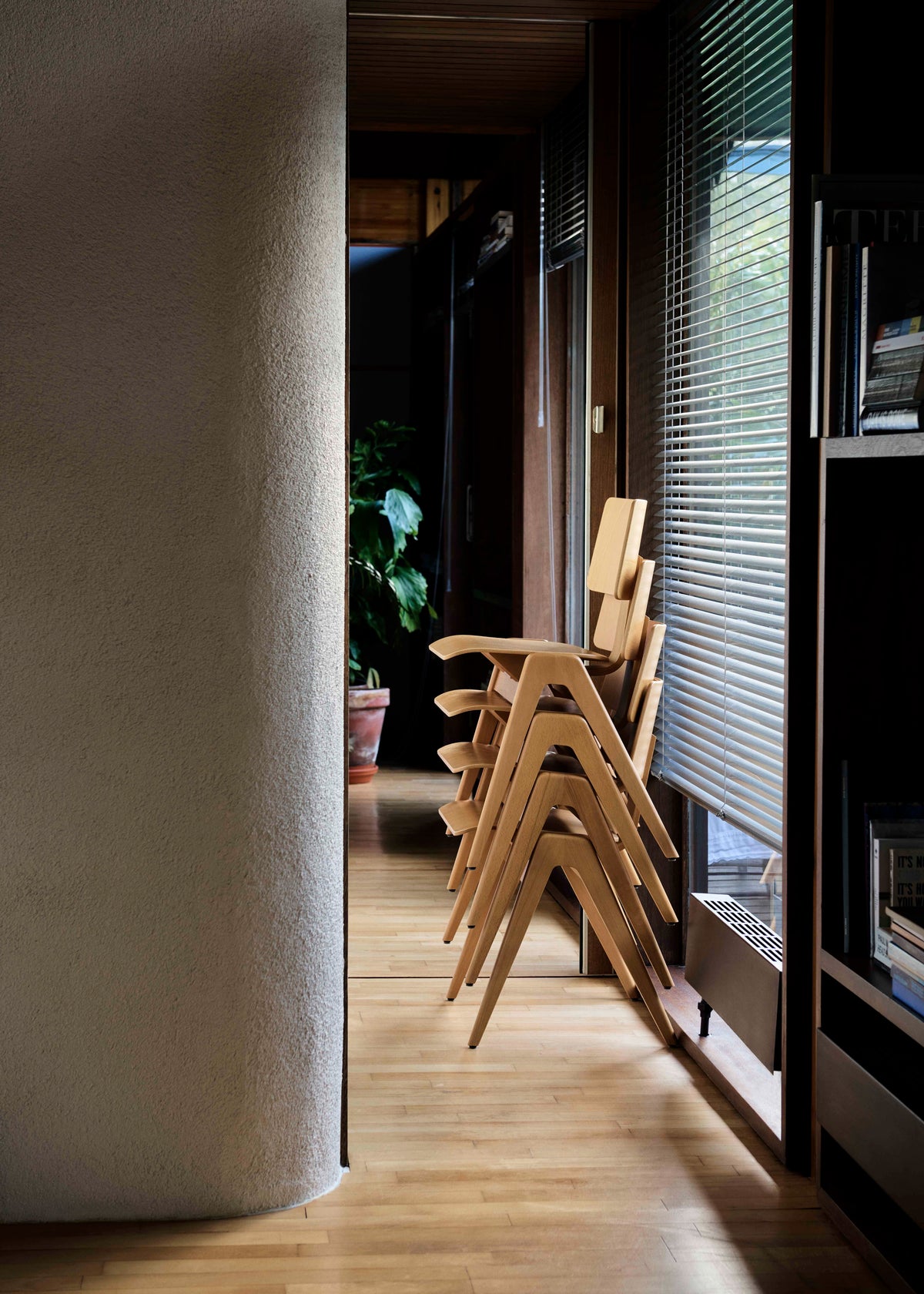 DAYSTAK RD1 Chair made of beech wood