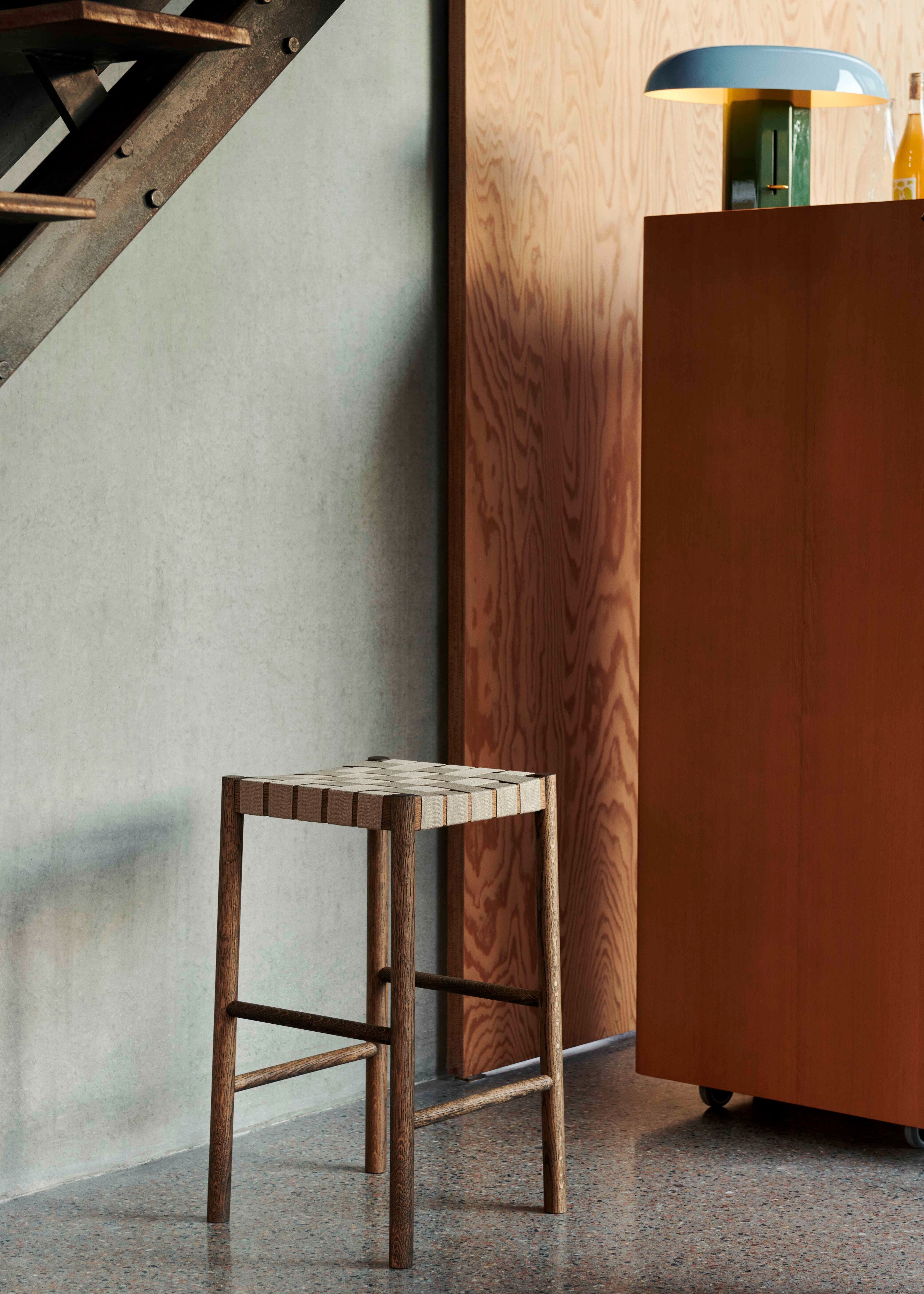 BETTY stool with beige woven seat and smoked oiled oak