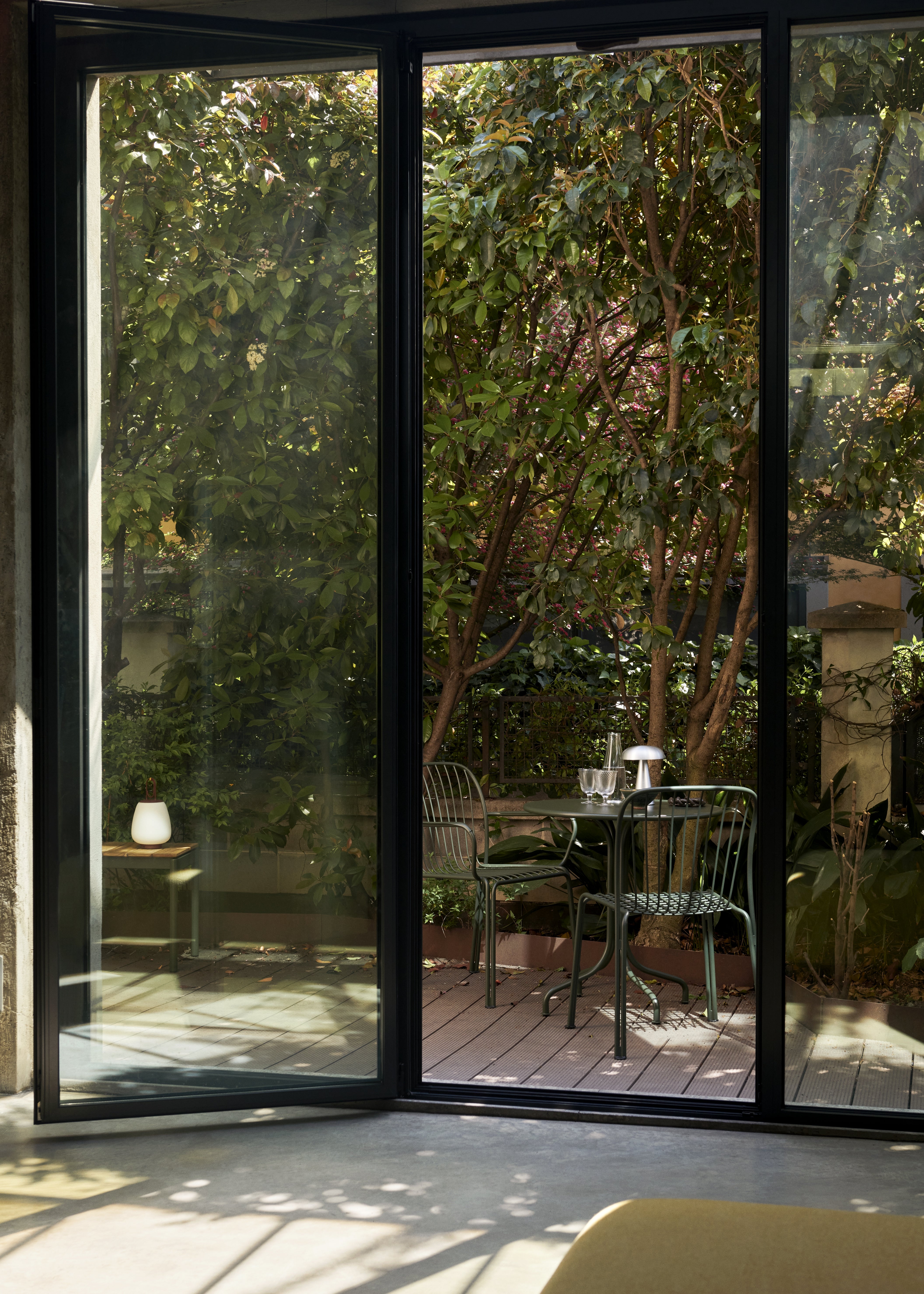 THORVALD SC95 Dark Green Outdoor Armchair