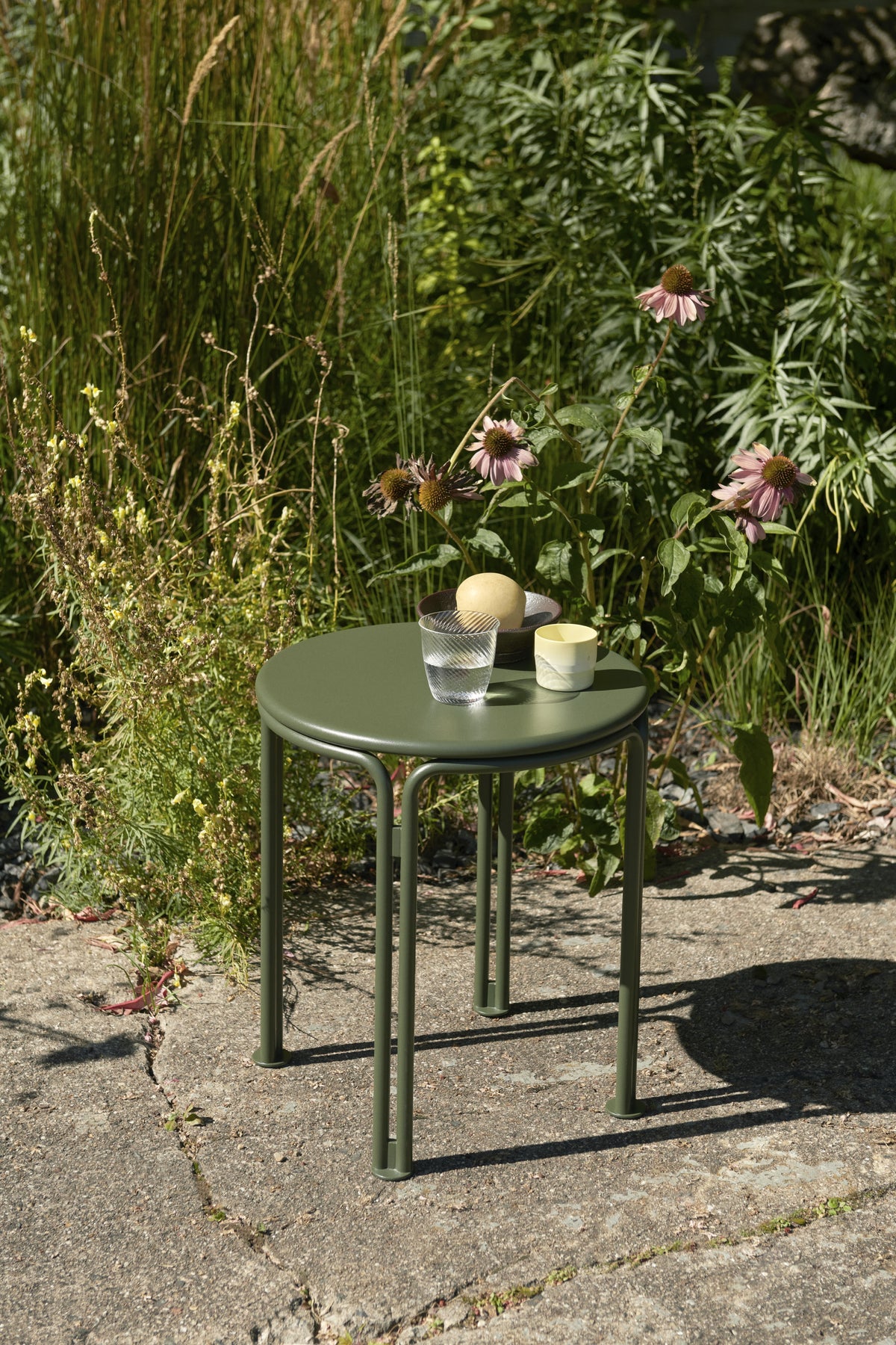 THORVALD SC102 Outdoor Side Table Ivory