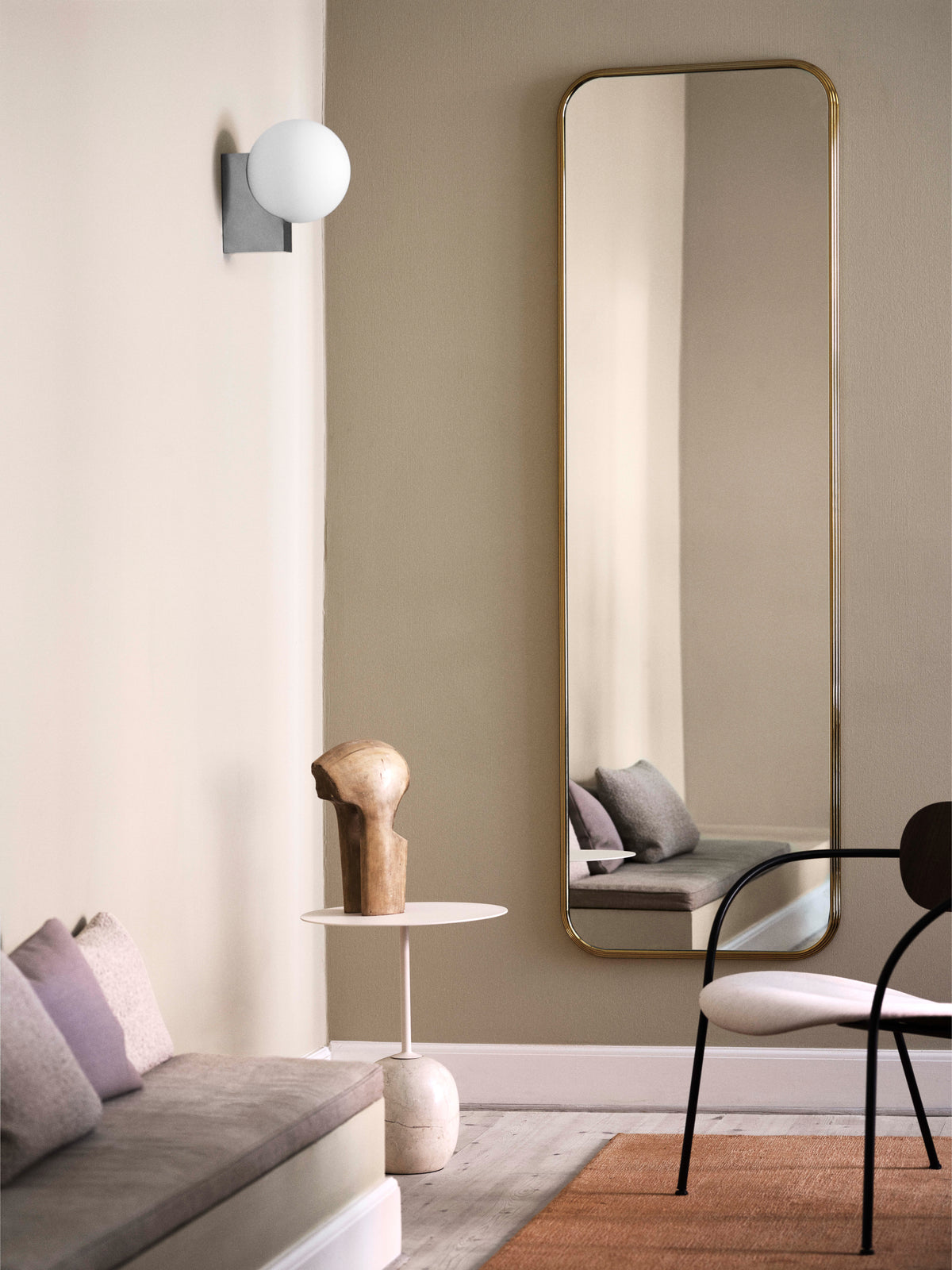 Wall mirror SILLON SH7 with a brass frame