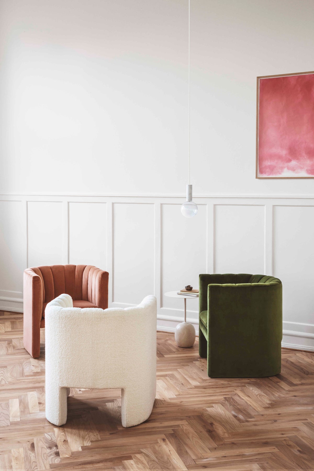 Upholstered Armchair LOAFER SC23