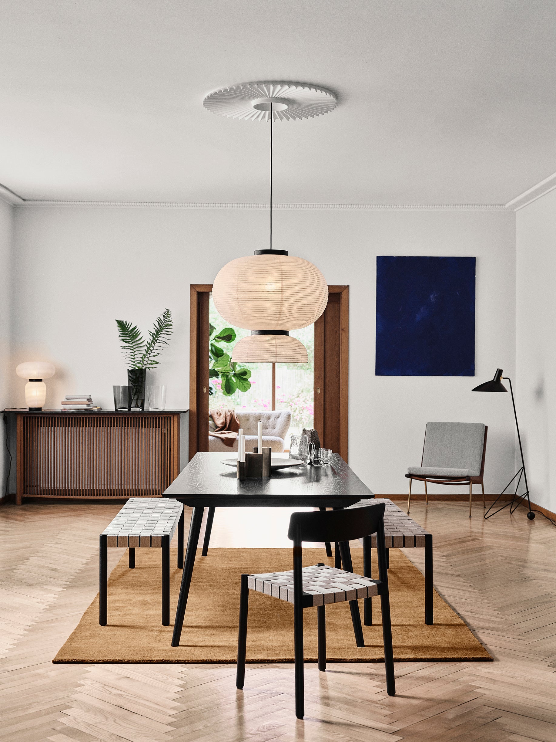 BETTY Bench with Beige Woven Seat and Black Lacquered Ash