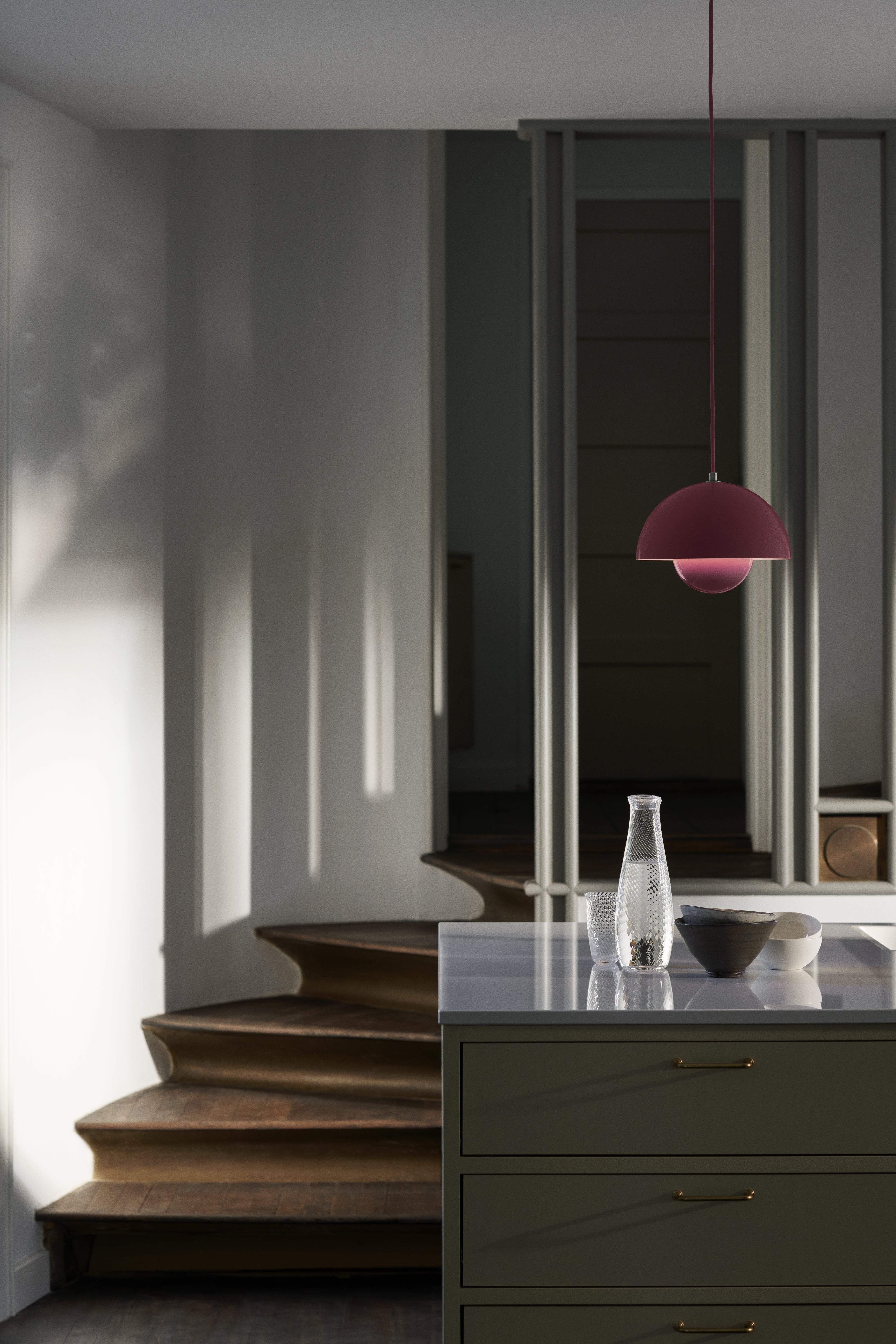 FLOWERPOT pendant lamp in fuchsia