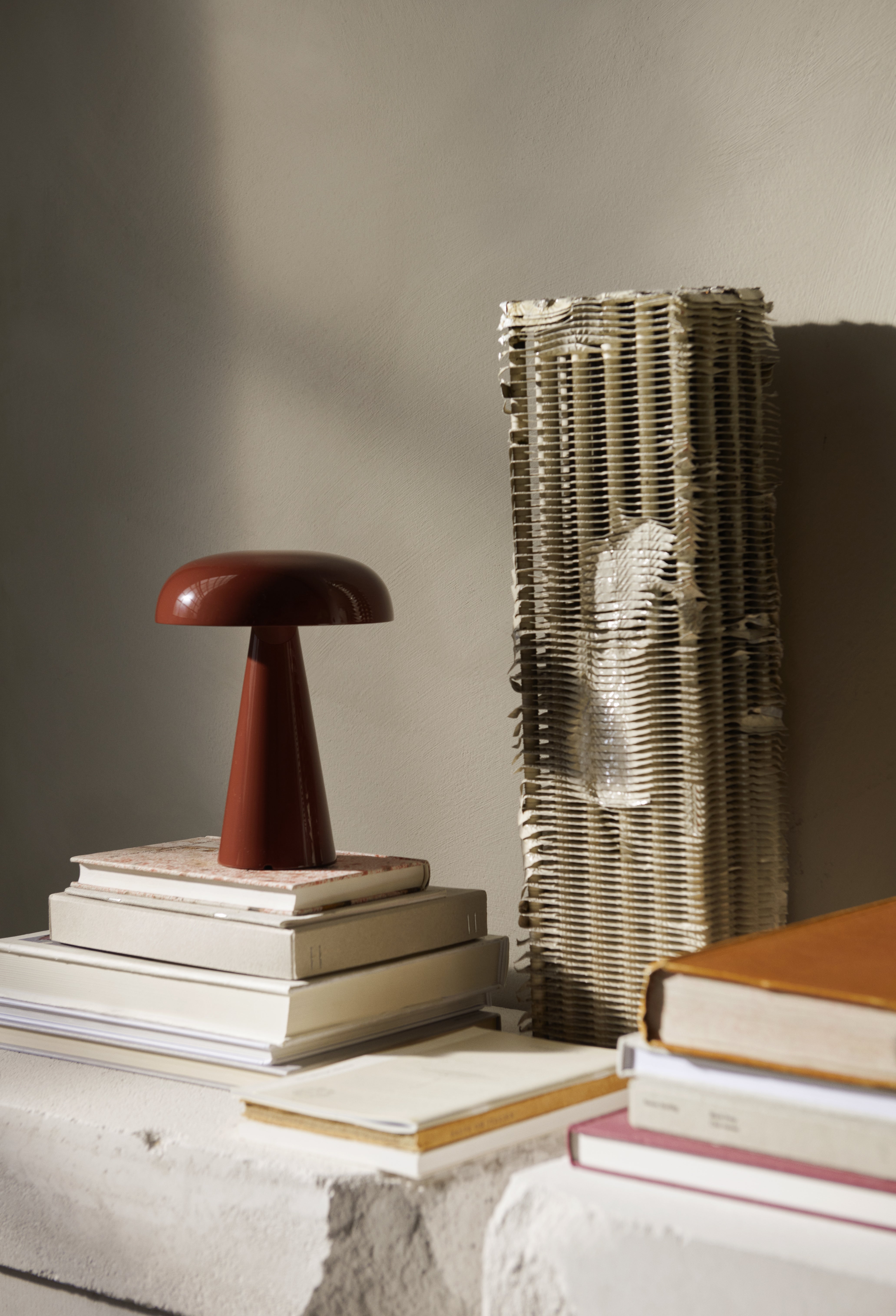 Portable lamp COMO SC53 in reddish-brown.