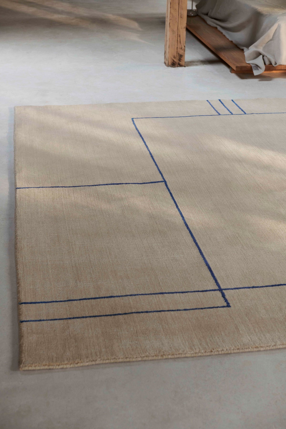CRUISE brown rug with burgundy