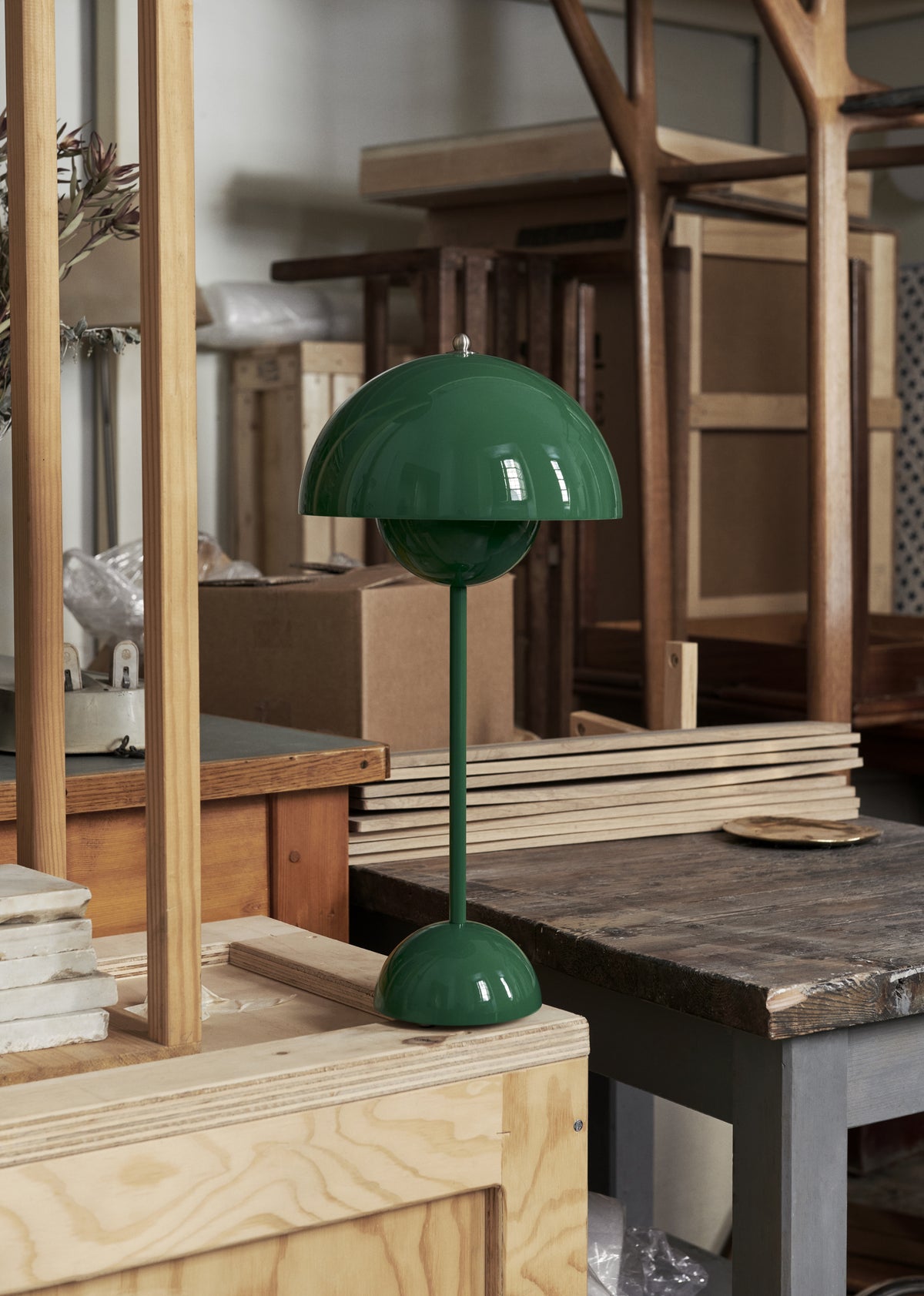 FLOWERPOT VP3 Table Lamp Vivid Green