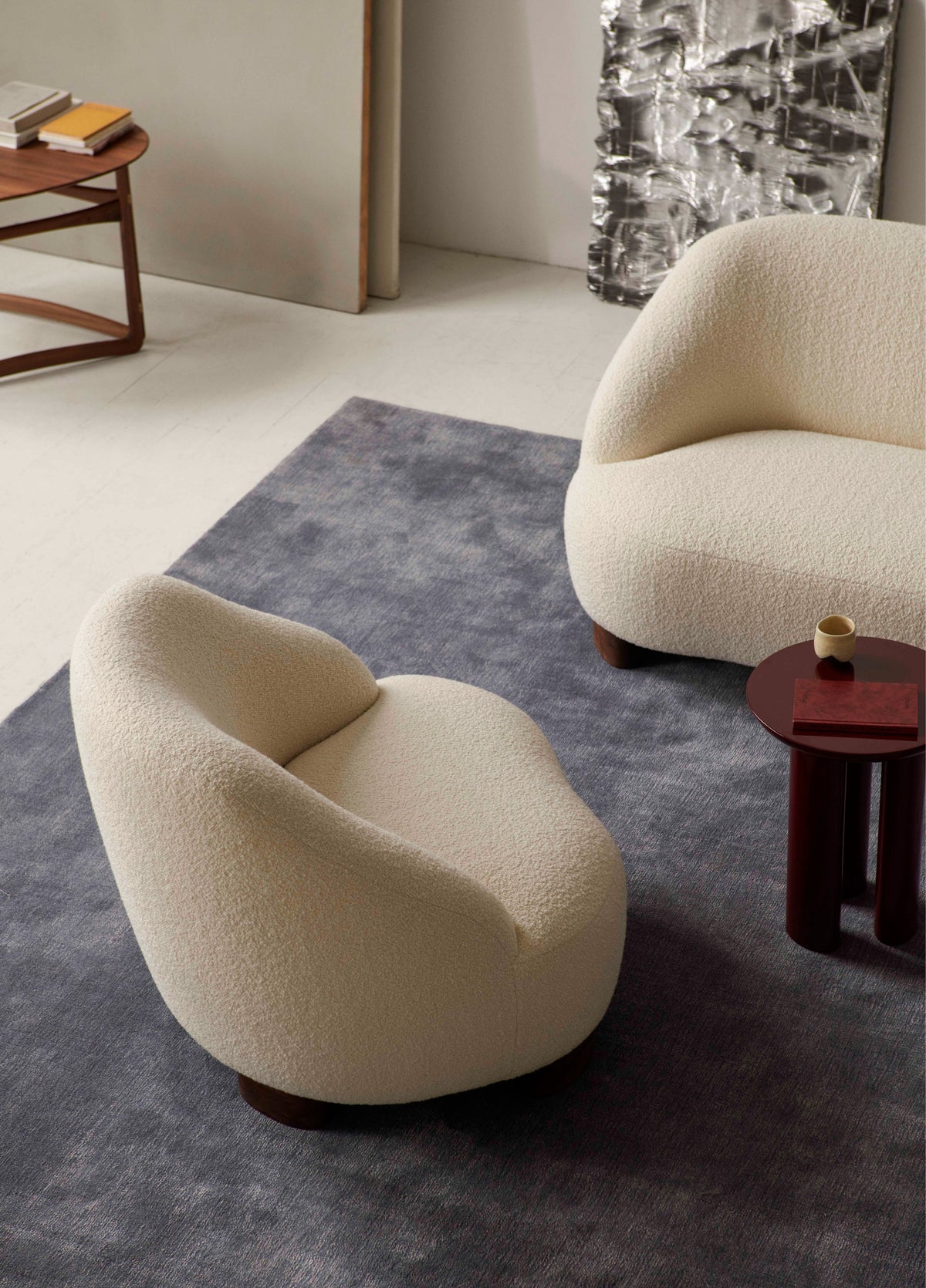 MARGAS LC1 Armchair upholstered with an oak base