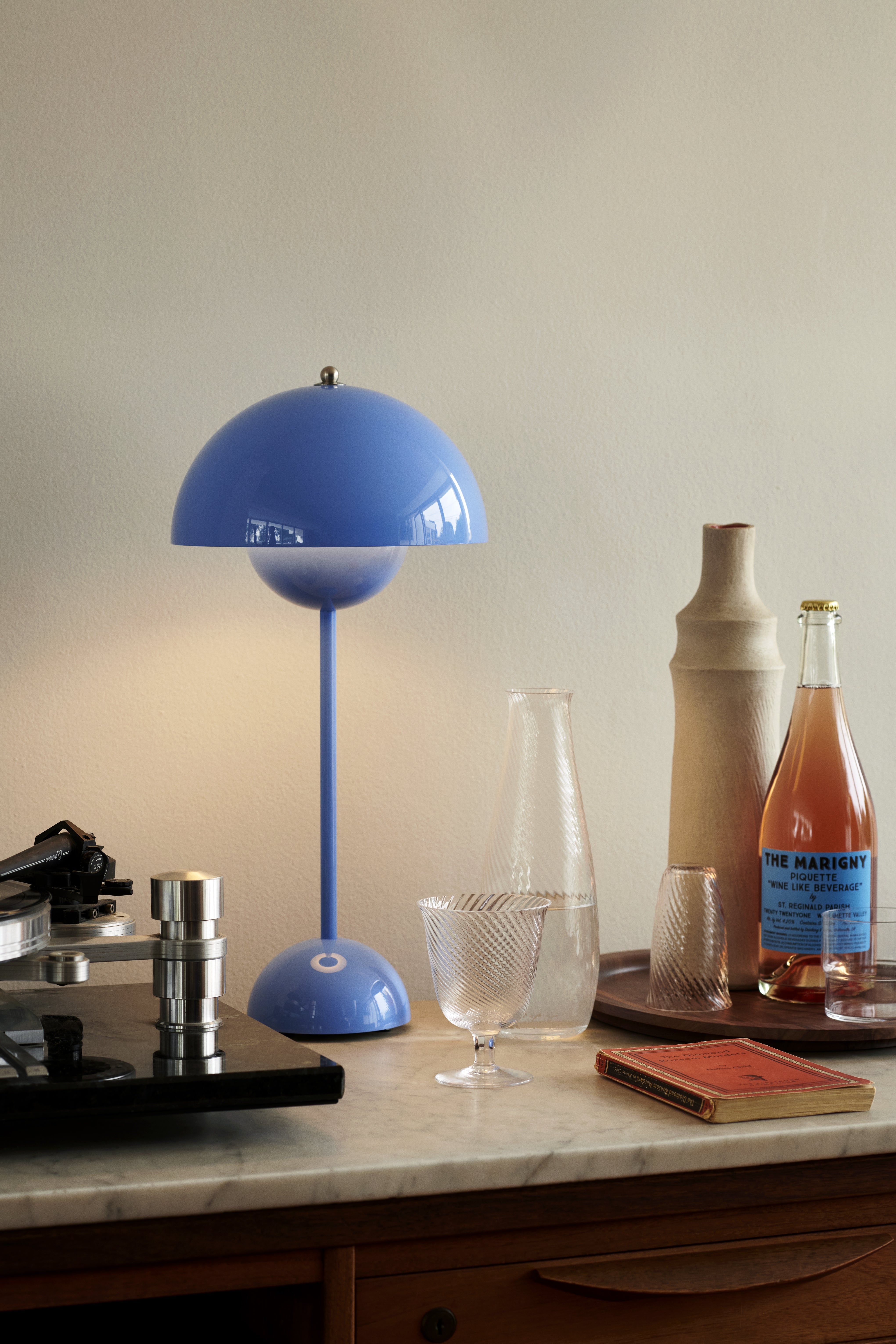 FLOWERPOT VP3 Table Lamp in Blue