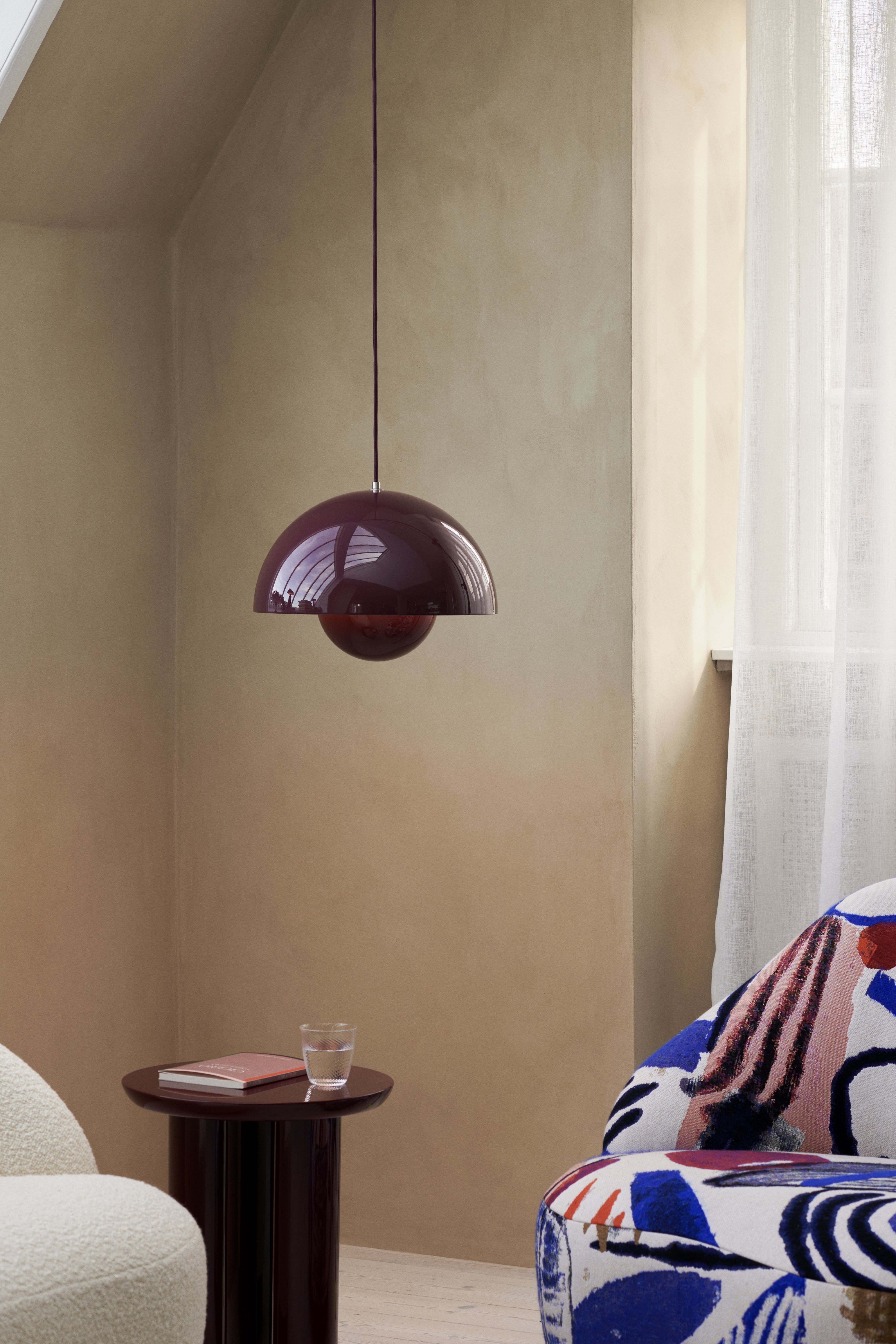 FLOWERPOT pendant lamp in dark plum