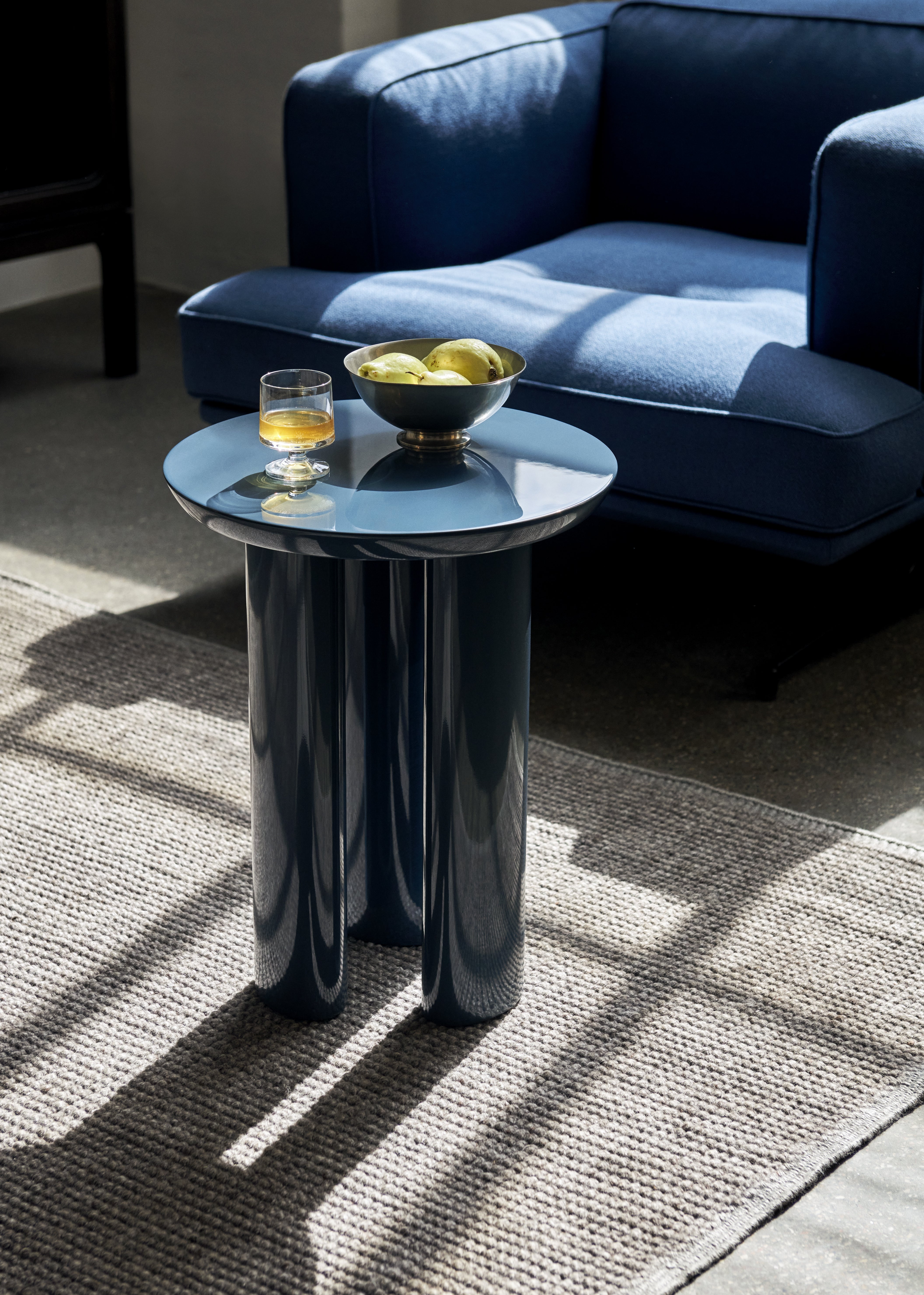 TUNG JA3 Blue Steel Side Table