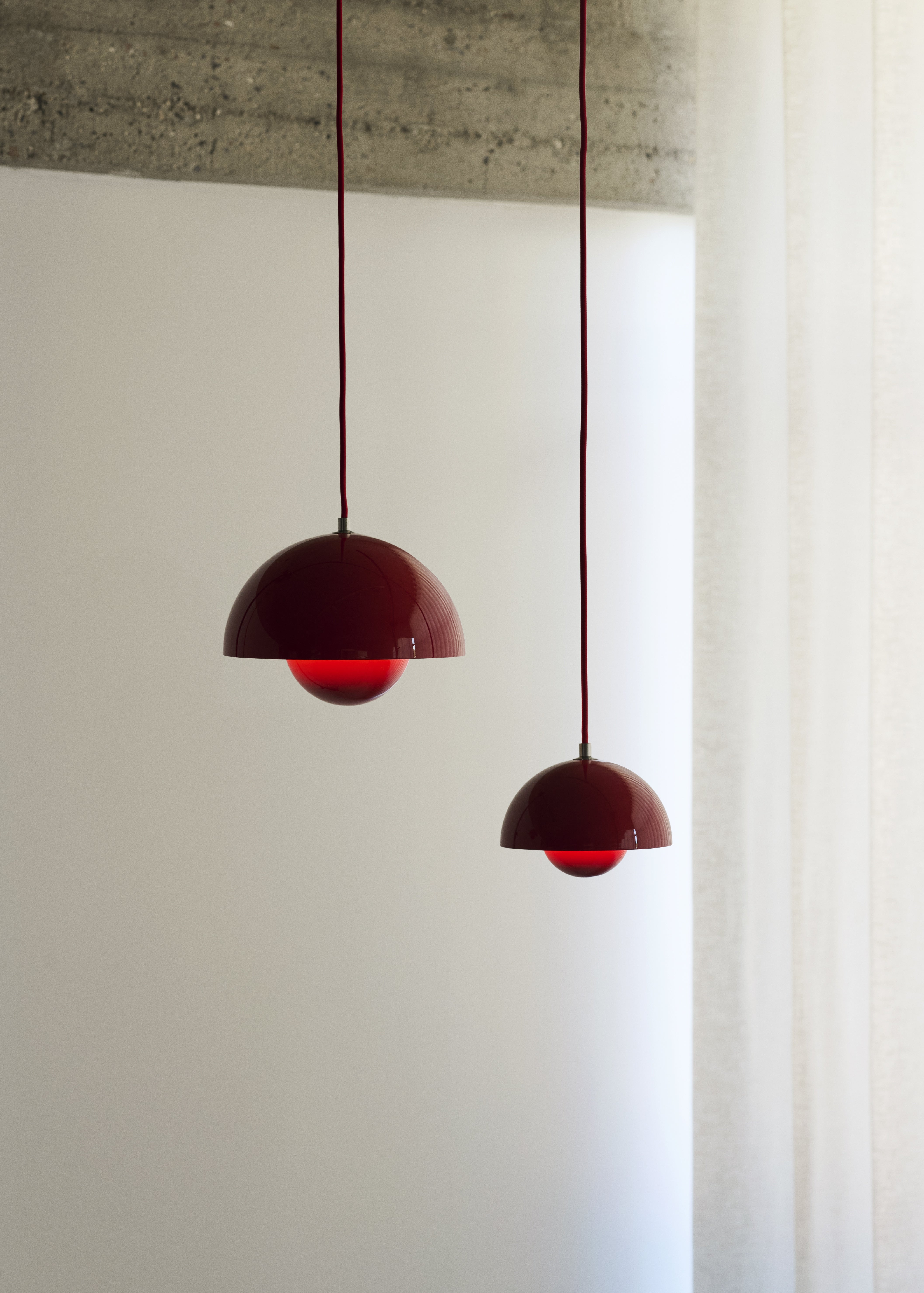 FLOWERPOT hanging lamp in wine red