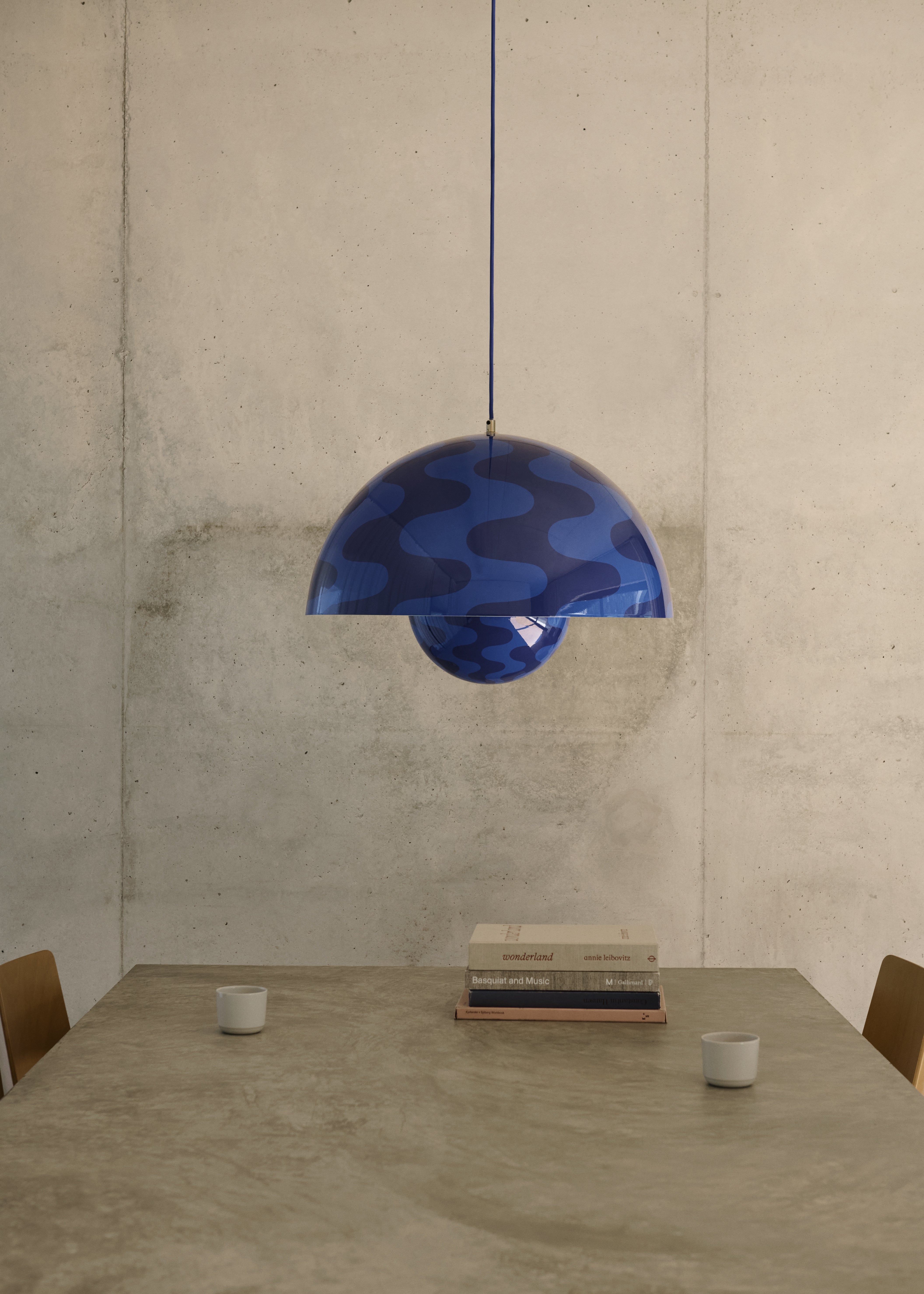 FLOWERPOT pendant lamp in blue-navy pattern
