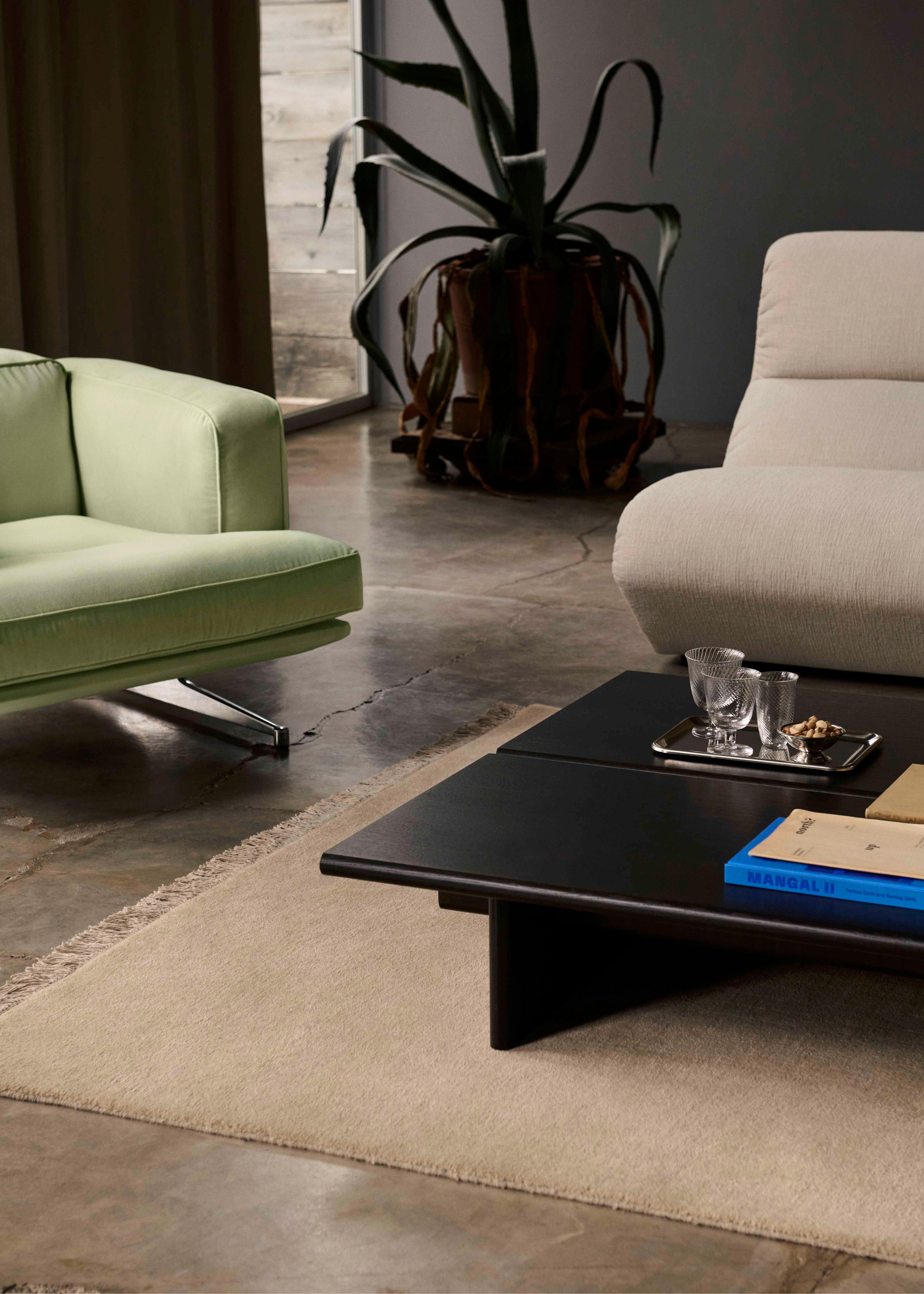 ITA coffee table dark oak wood