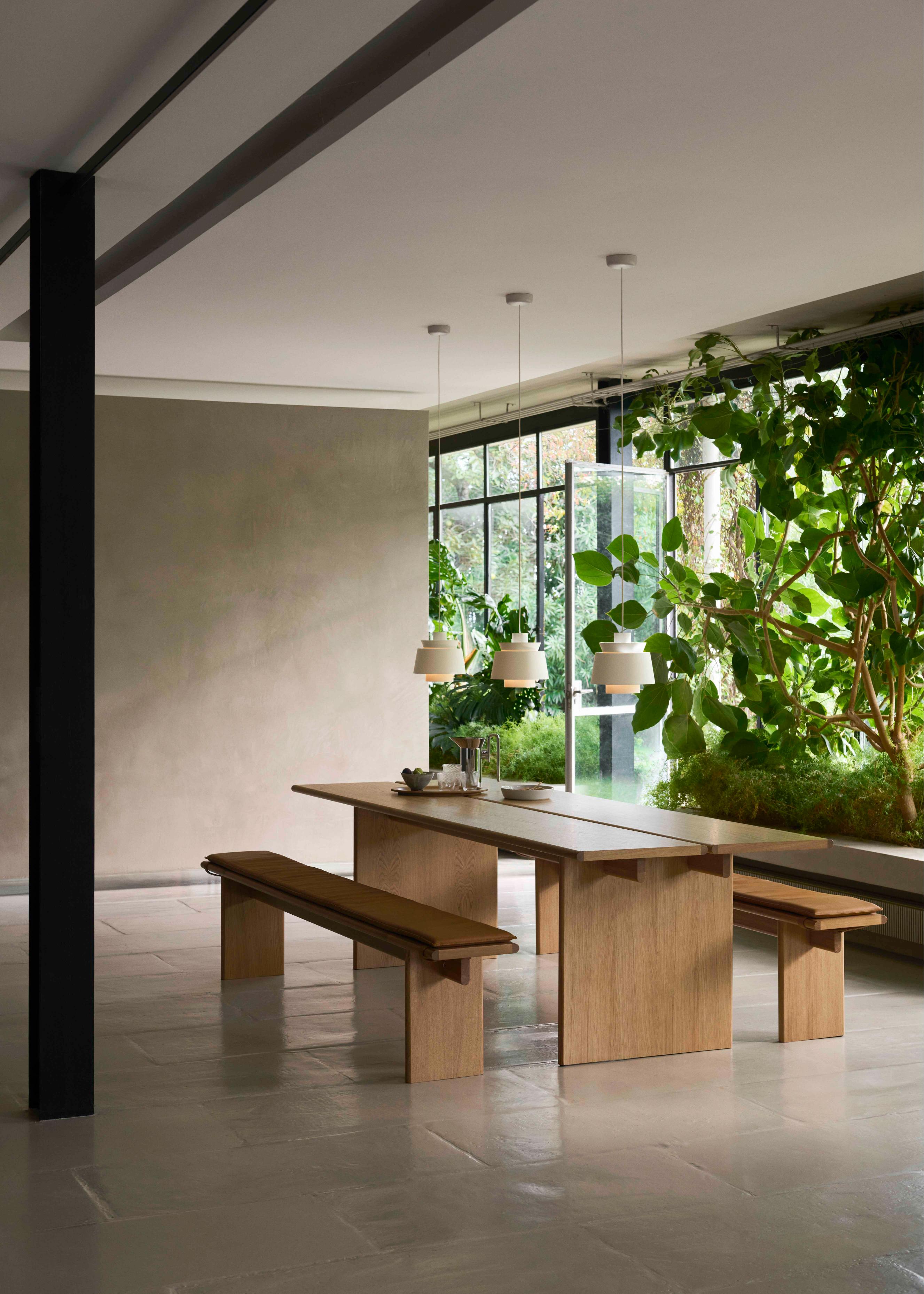 ITA table made of oak wood