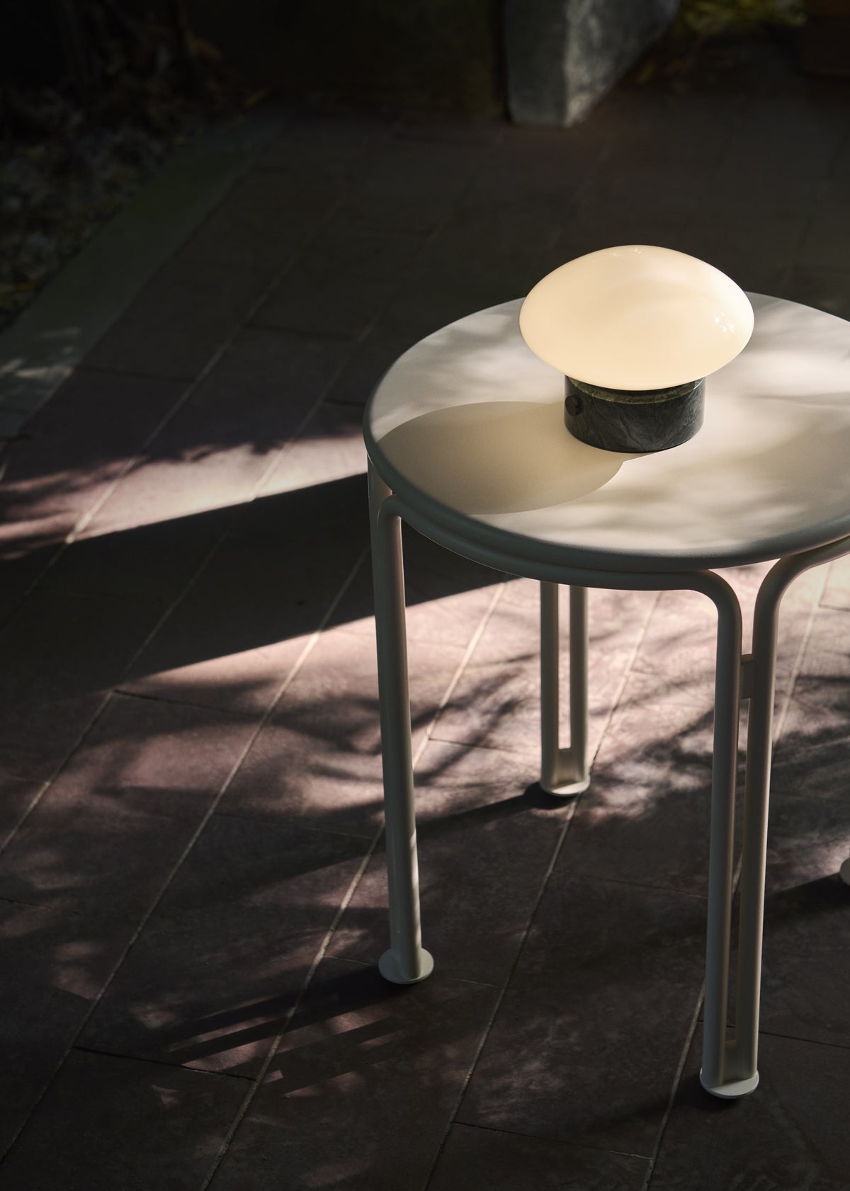 THORVALD SC102 Outdoor Side Table Ivory