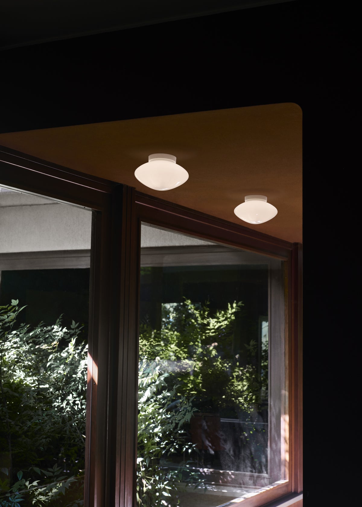 MIST AP22 wall sconce in white