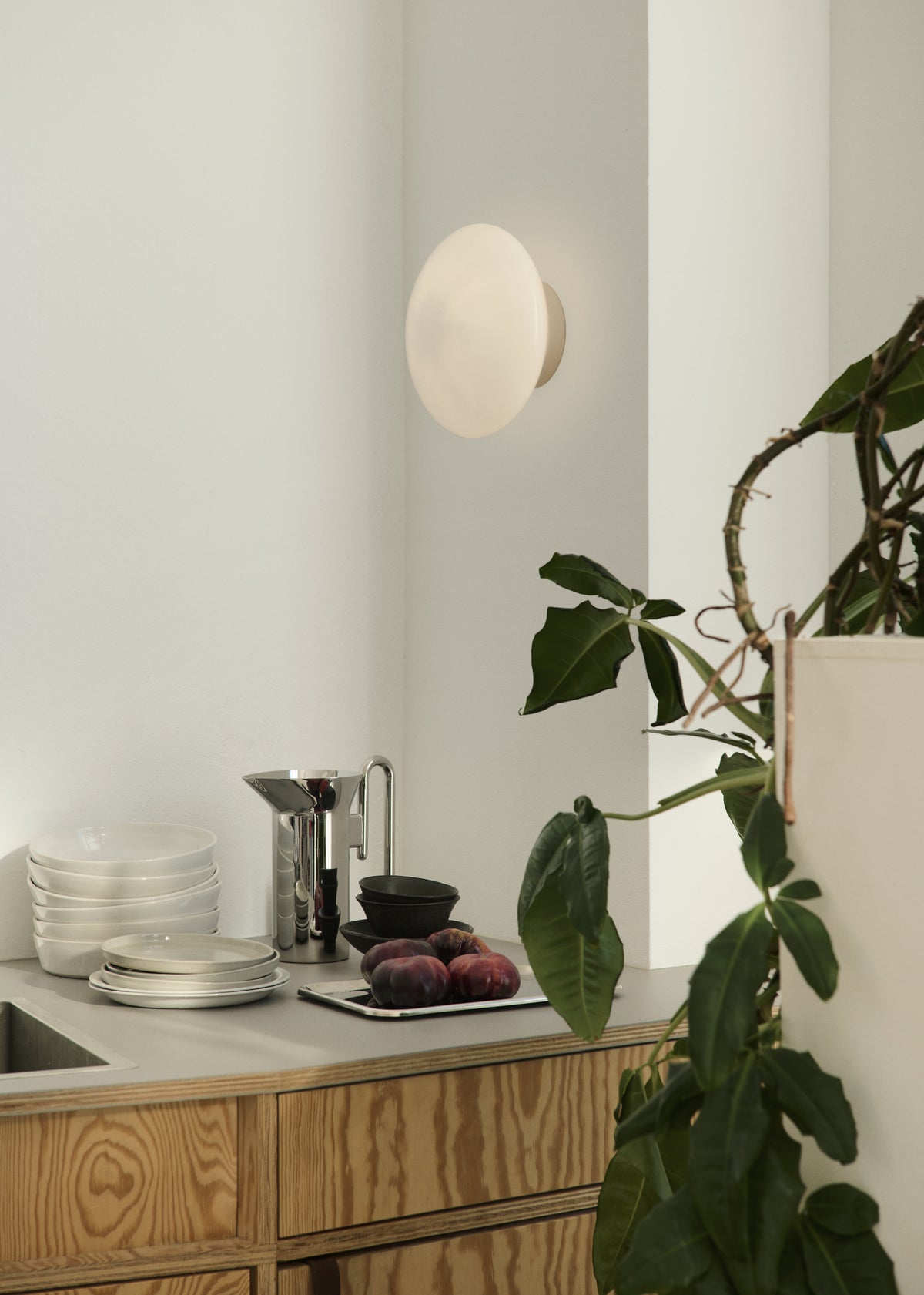 MIST AP22 wall sconce in white