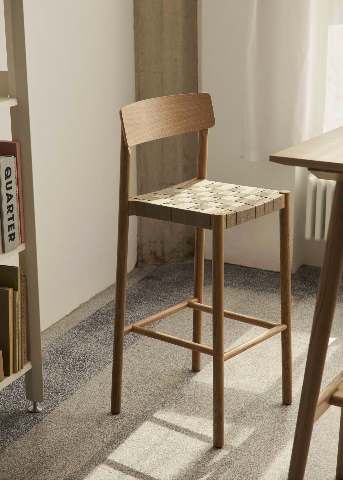 BETTY Stool with beige woven seat and smoked oiled oak