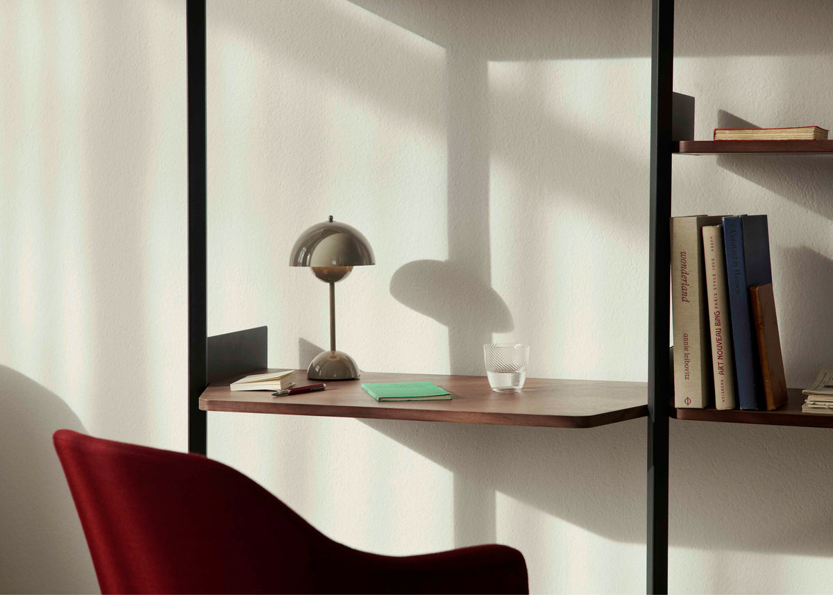 RELY HW38 office chair in red with an aluminum base
