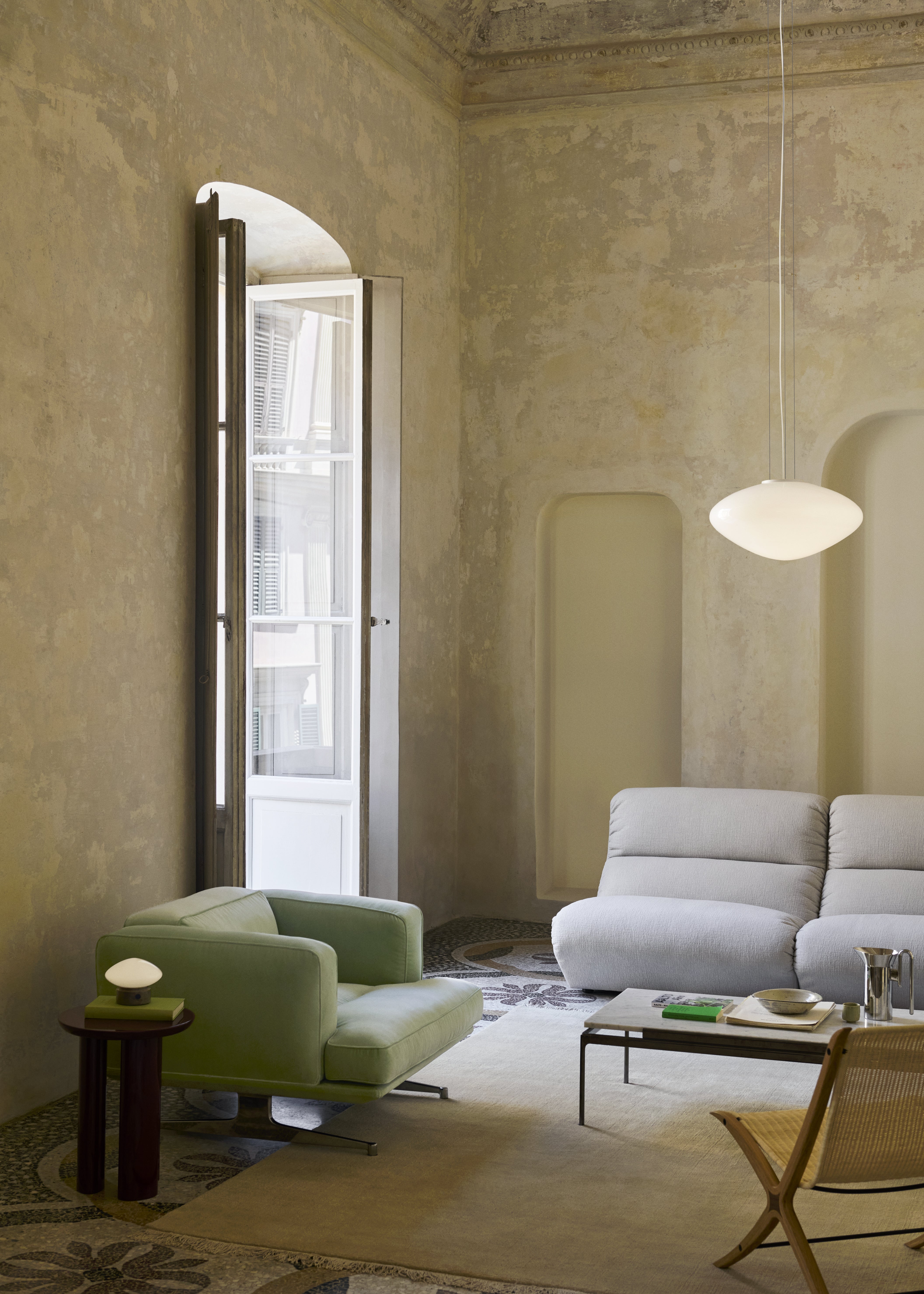 Pendant lamp MIST with opal shade