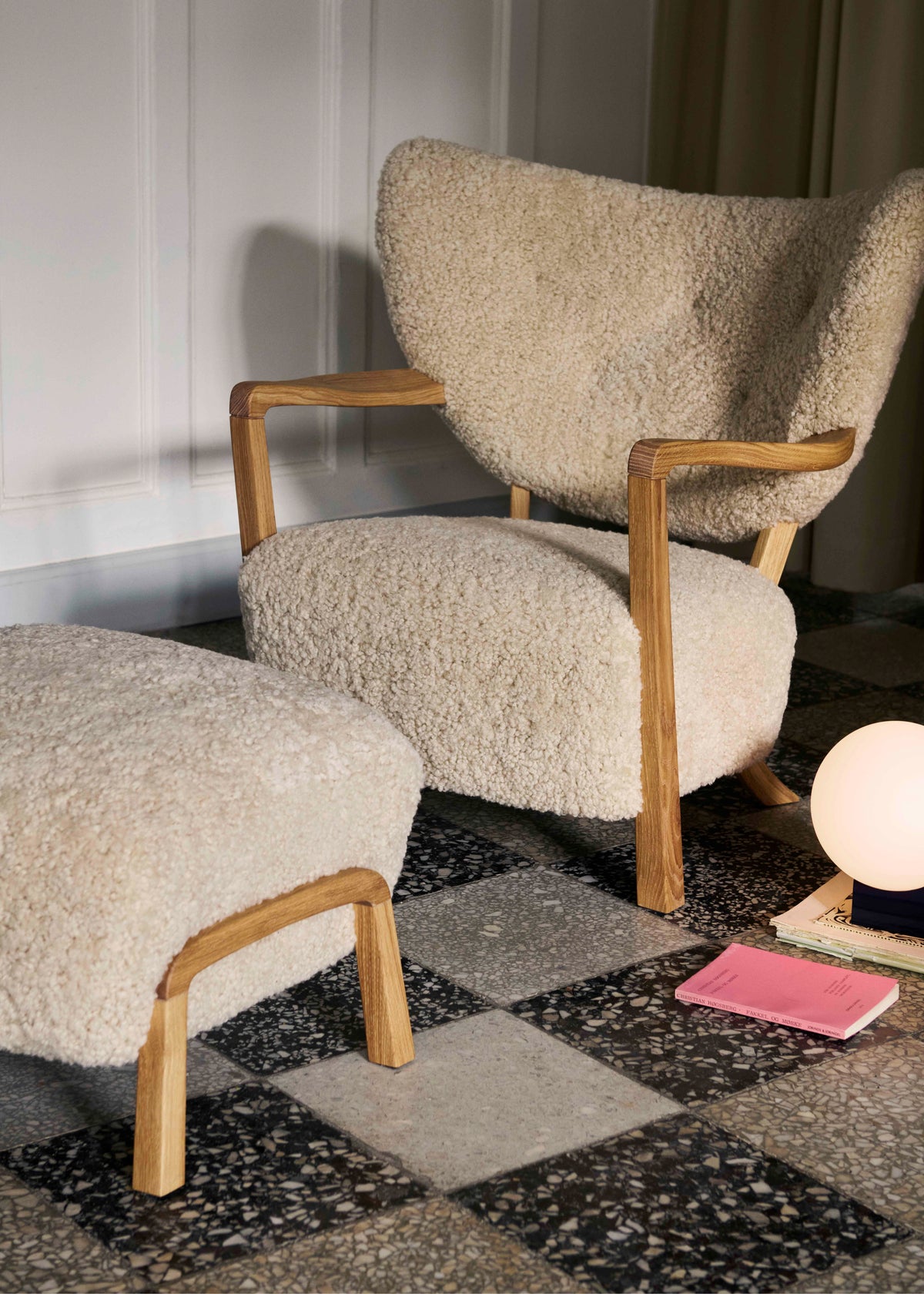 Upholstered WULFF ATD2 Armchair with Oak Base