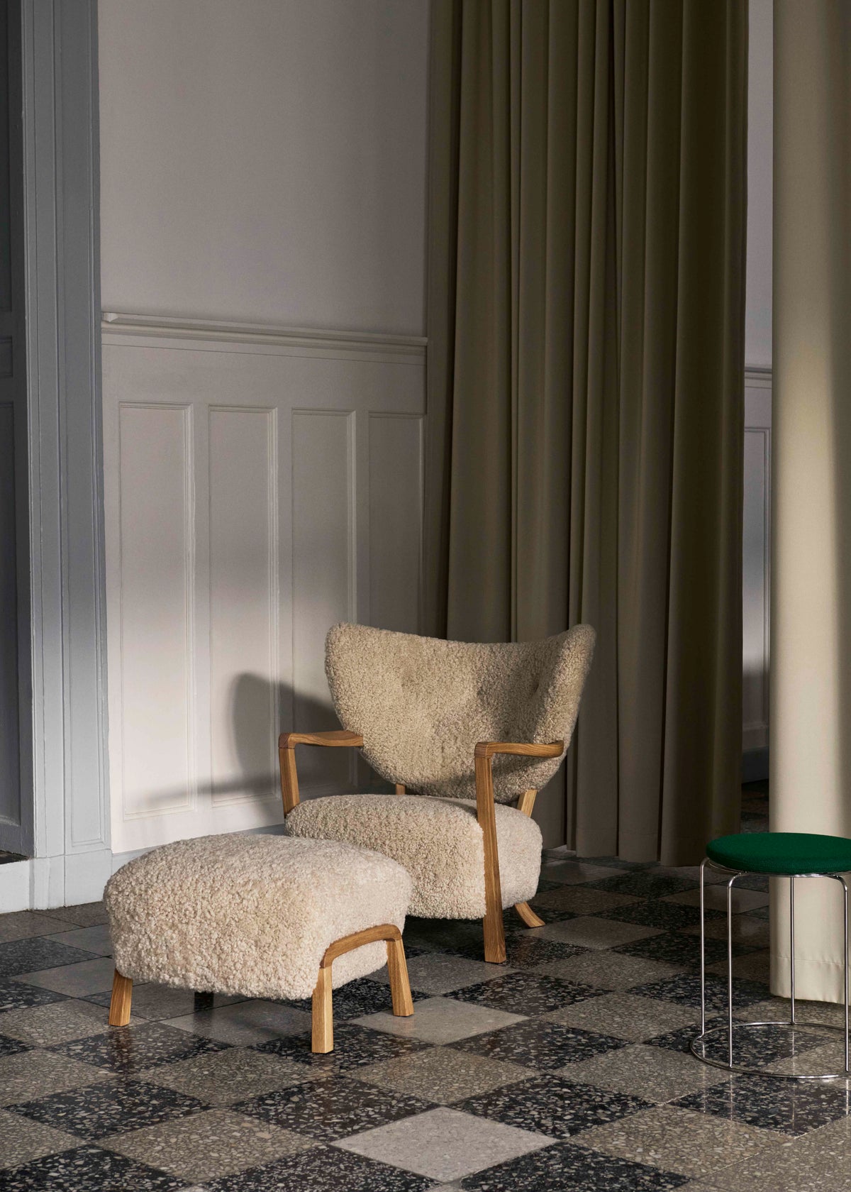 Upholstered WULFF ATD2 Armchair with Oak Base