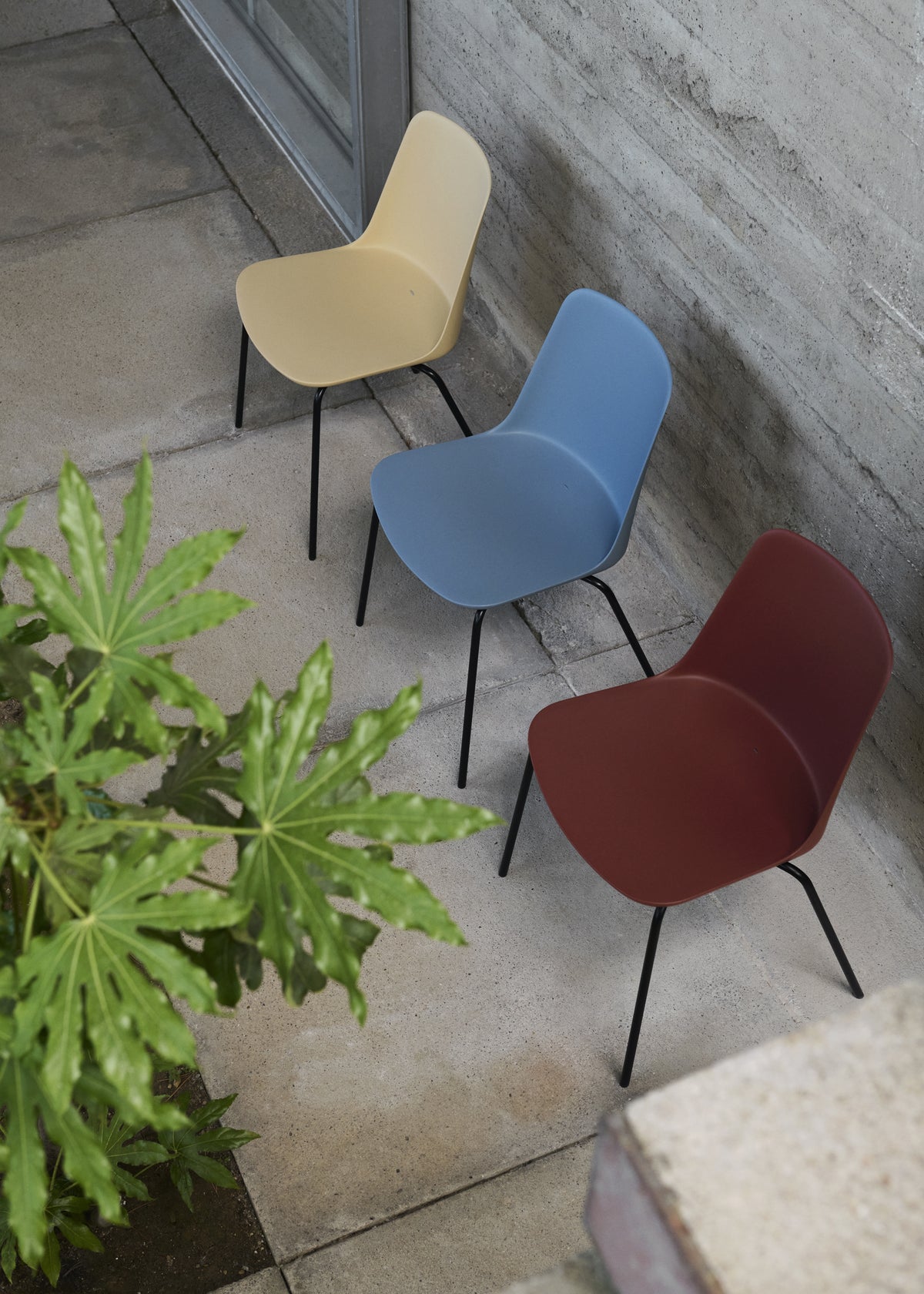 Outdoor Chair Rely HW138 Red-Brown with Black Steel Base