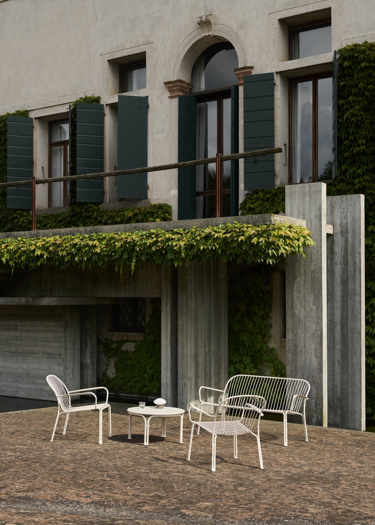 Outdoor bench with armrests THORVALD SC110 black