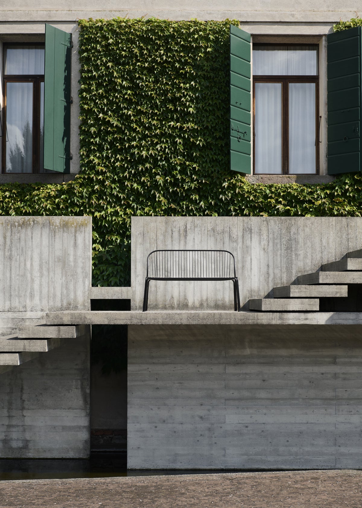 THORVALD SC111 Outdoor Bench Dark Green