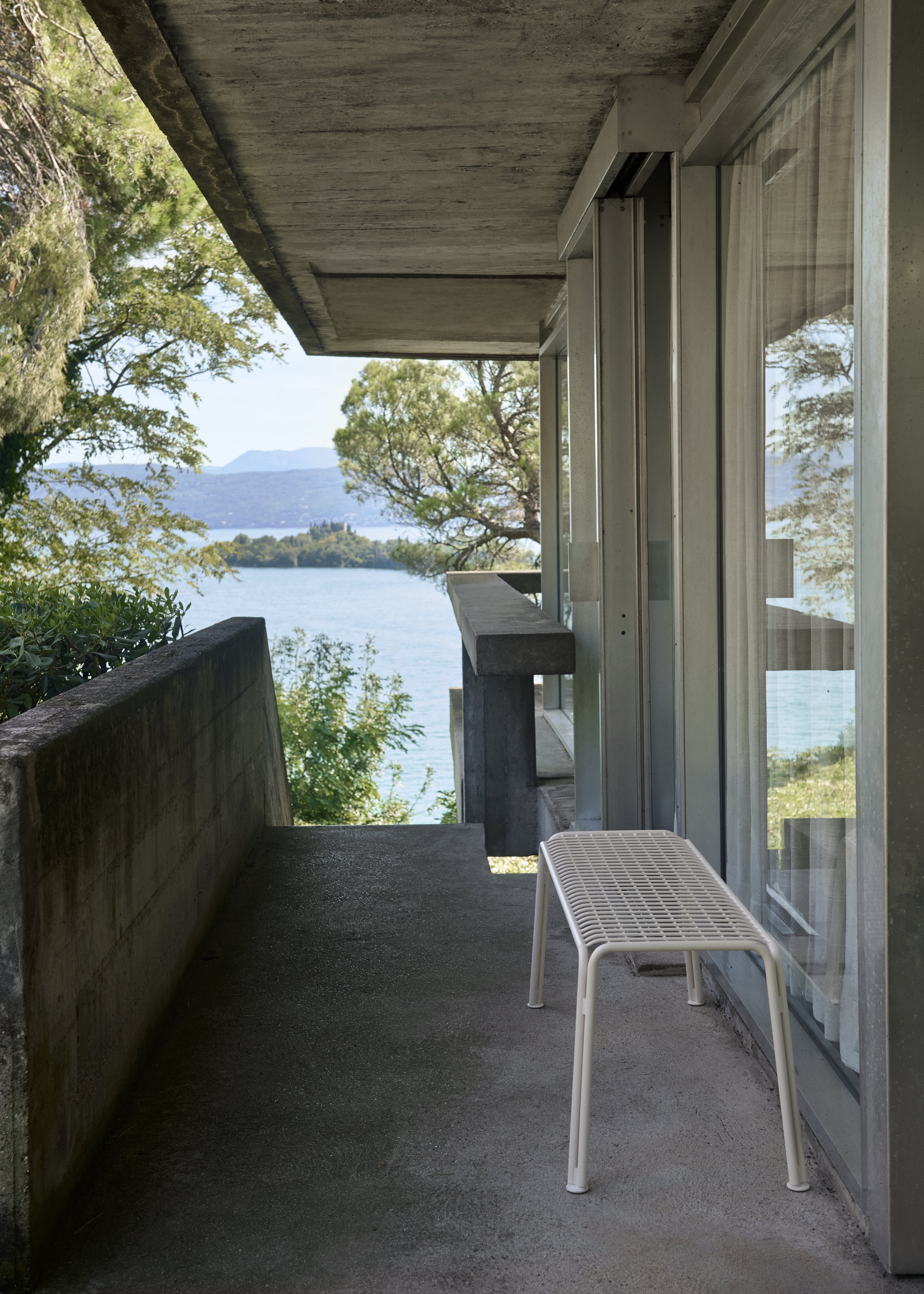 THORVALD SC112 black outdoor bench without backrest