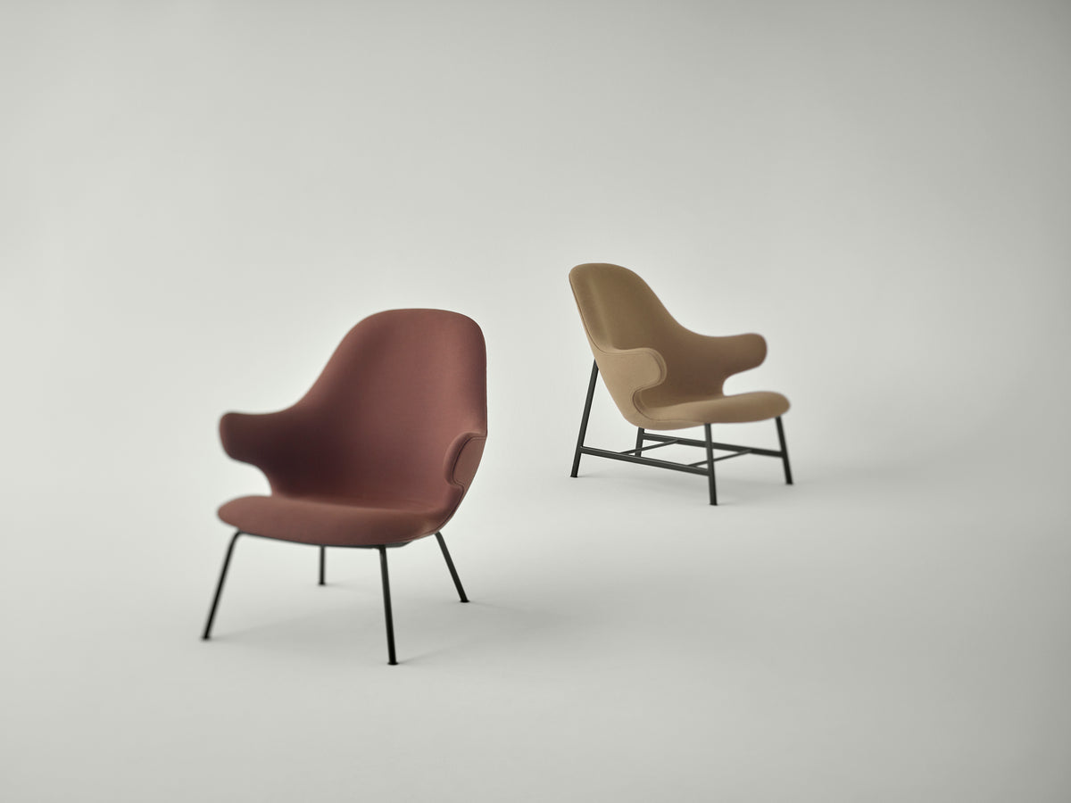 CATCH JH13 upholstered armchair with a black base