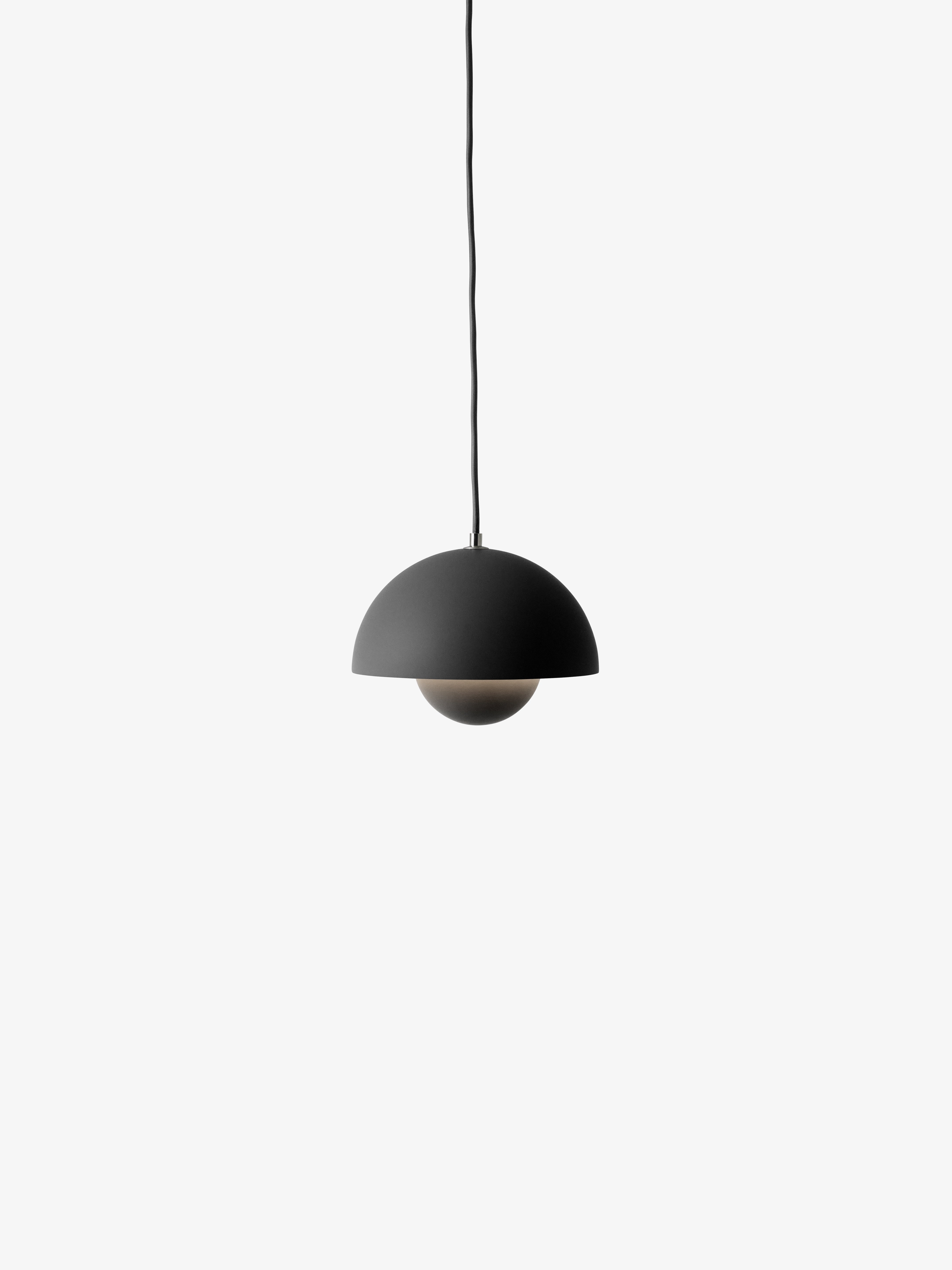 FLOWERPOT pendant lamp matte black