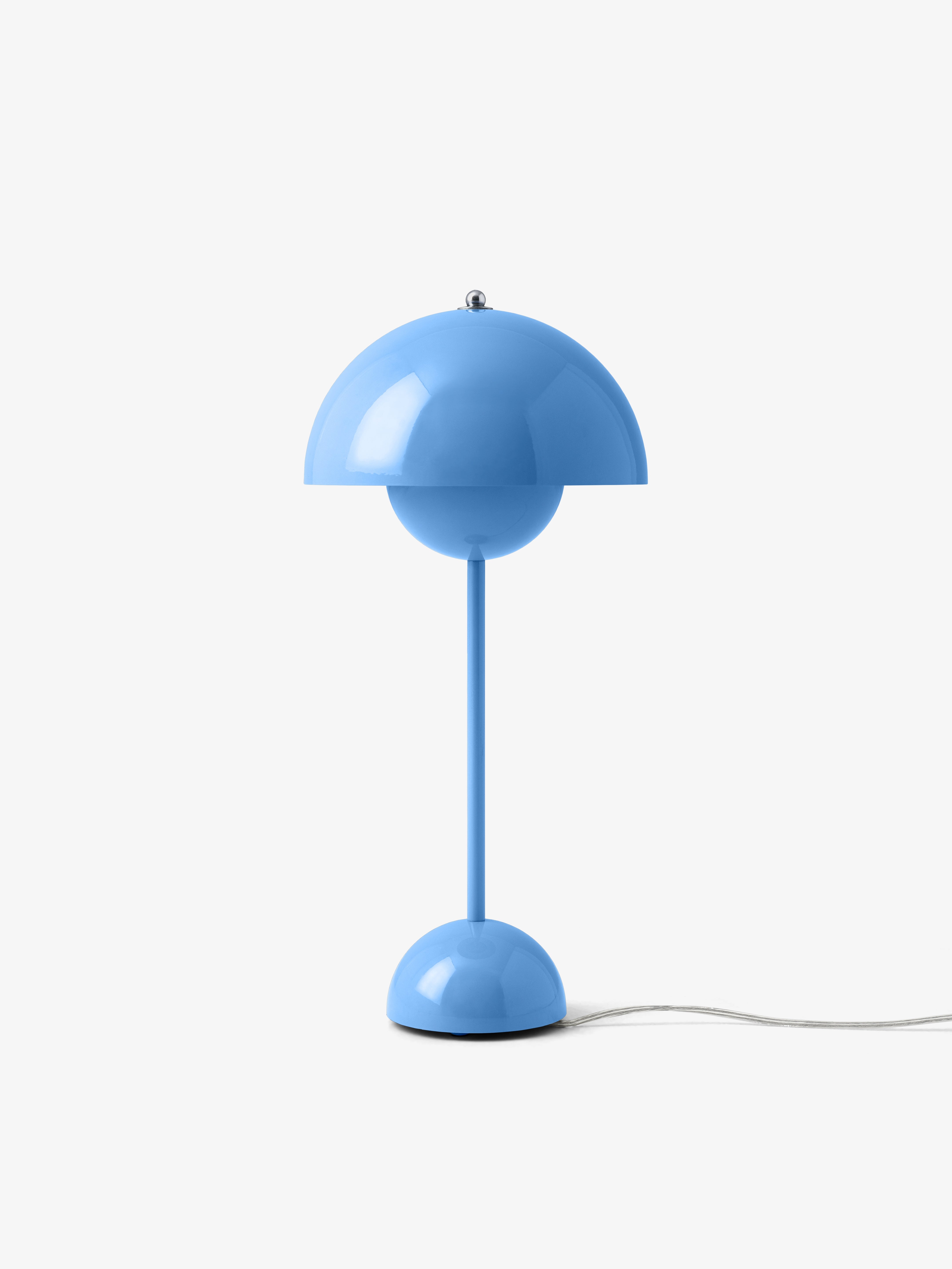 FLOWERPOT VP3 Table Lamp in Blue