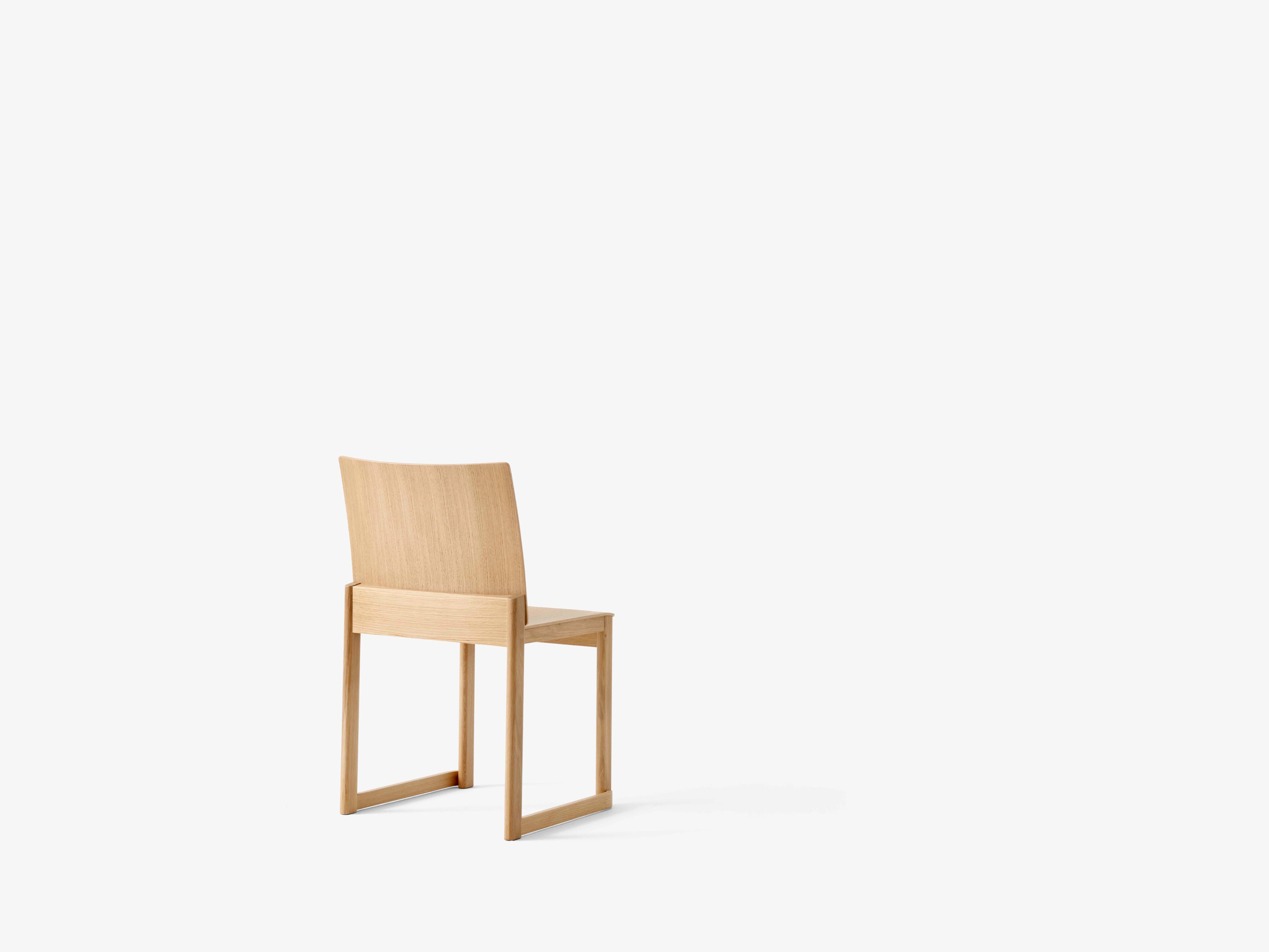 ALLWOOD AV35 chair in lacquered oak
