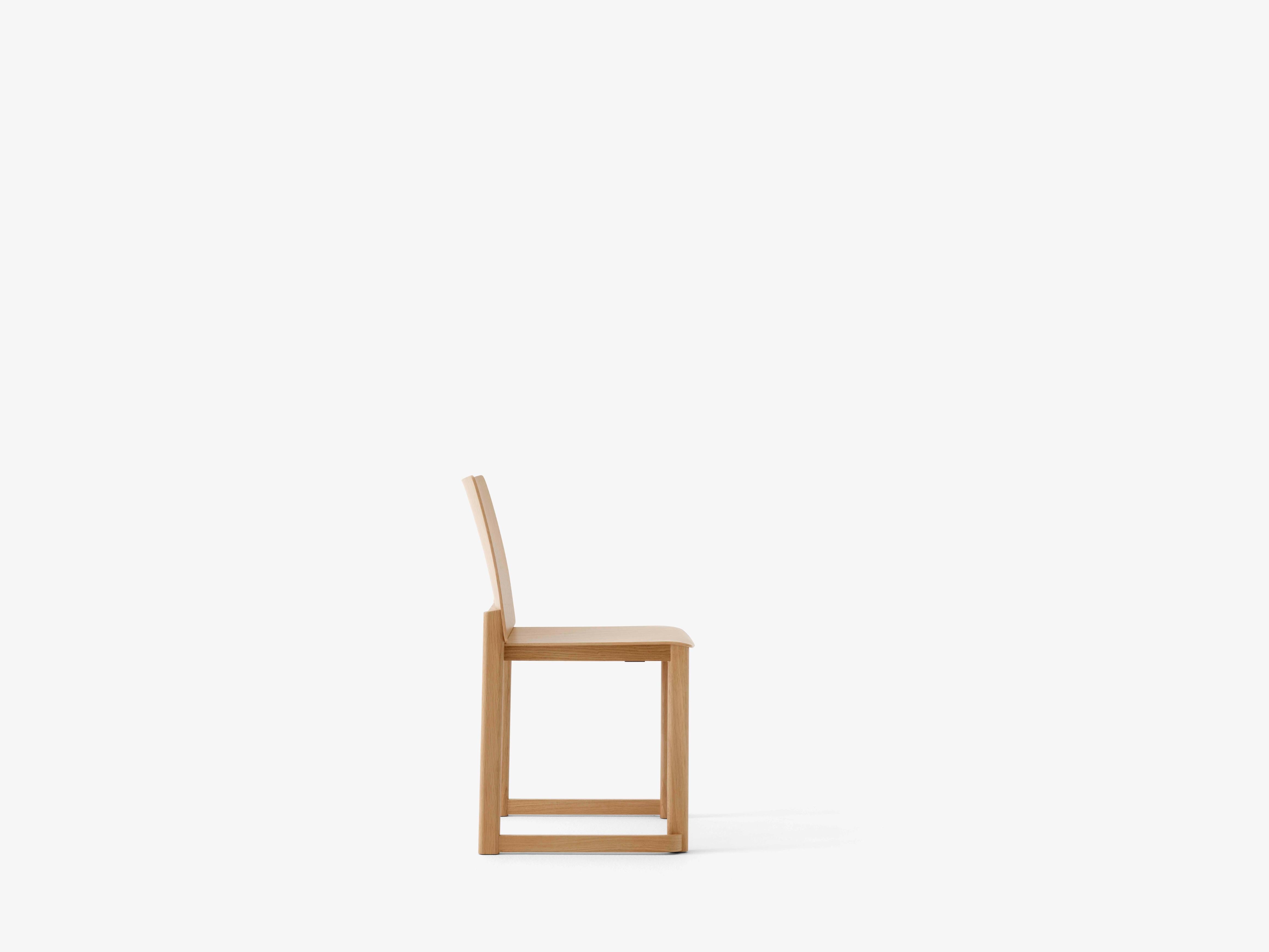 ALLWOOD AV35 chair in lacquered oak